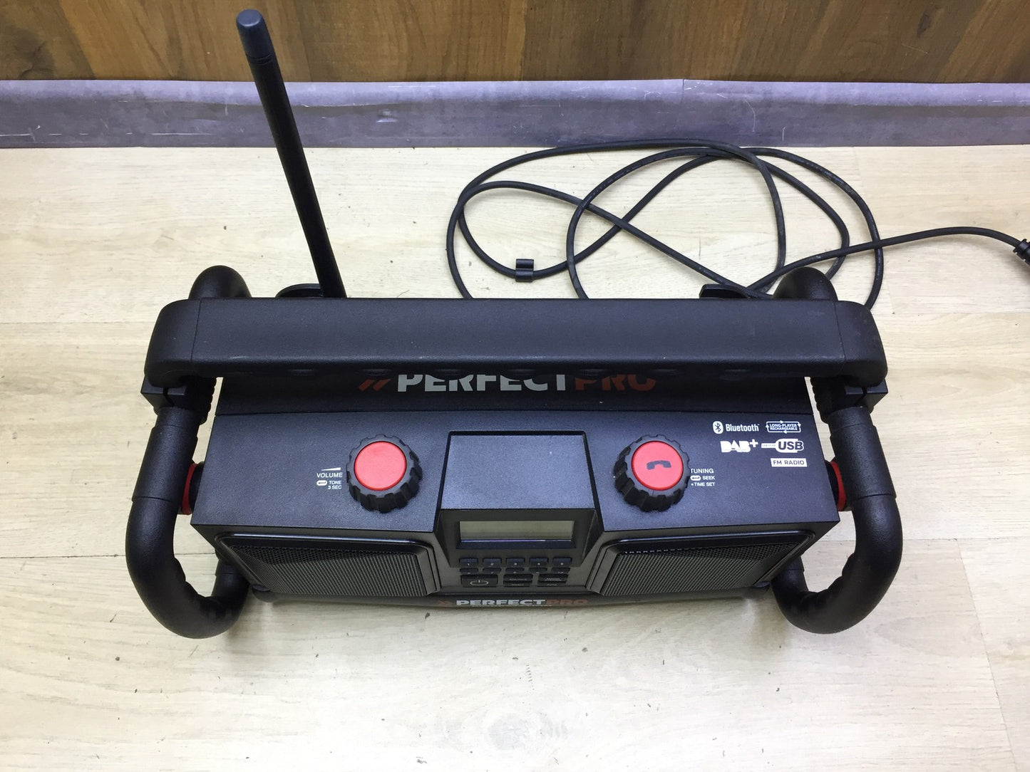PerfectPro WS3 Baustellenradio Workstation, I34057