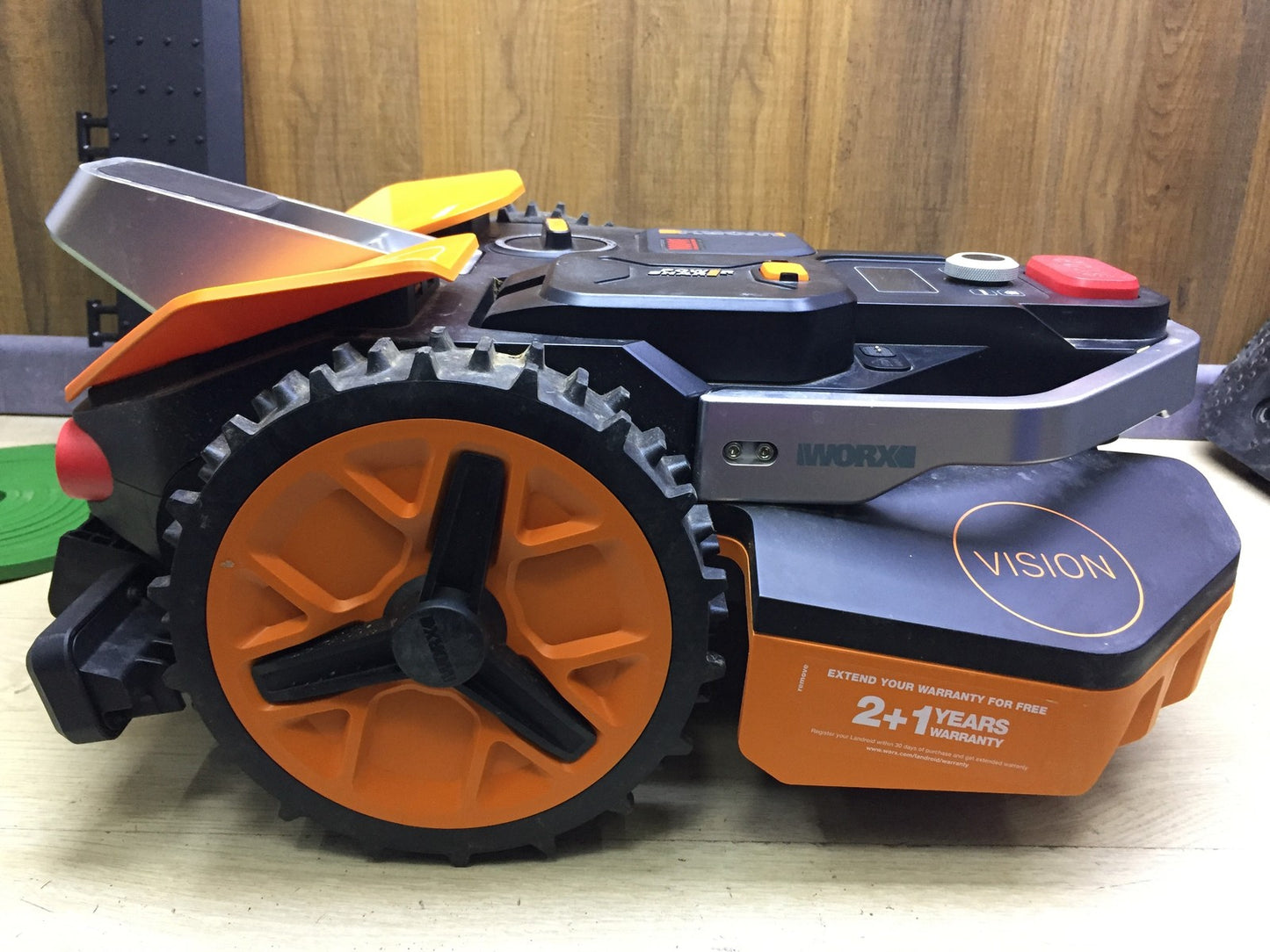 WORX Landroid Vision M600 Mähroboter WR206E.1 für Gärten bis 600m², I33991