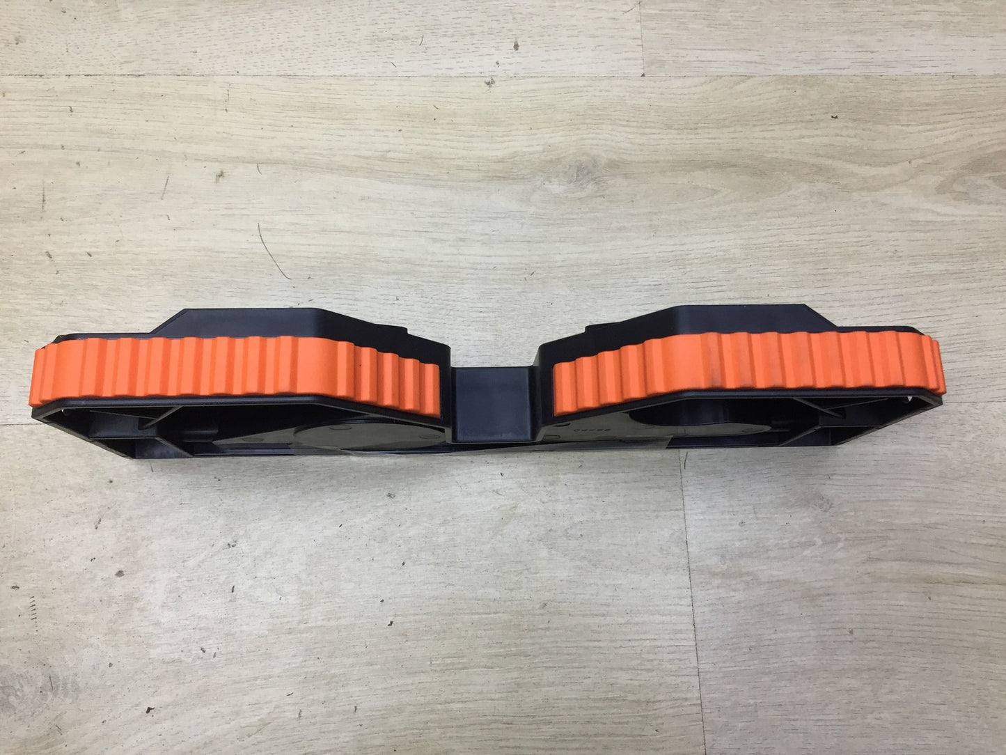 Little Giant 15104 Quad Pod Werkzeughalter, Leiterzubehör, Schwarz, I34112