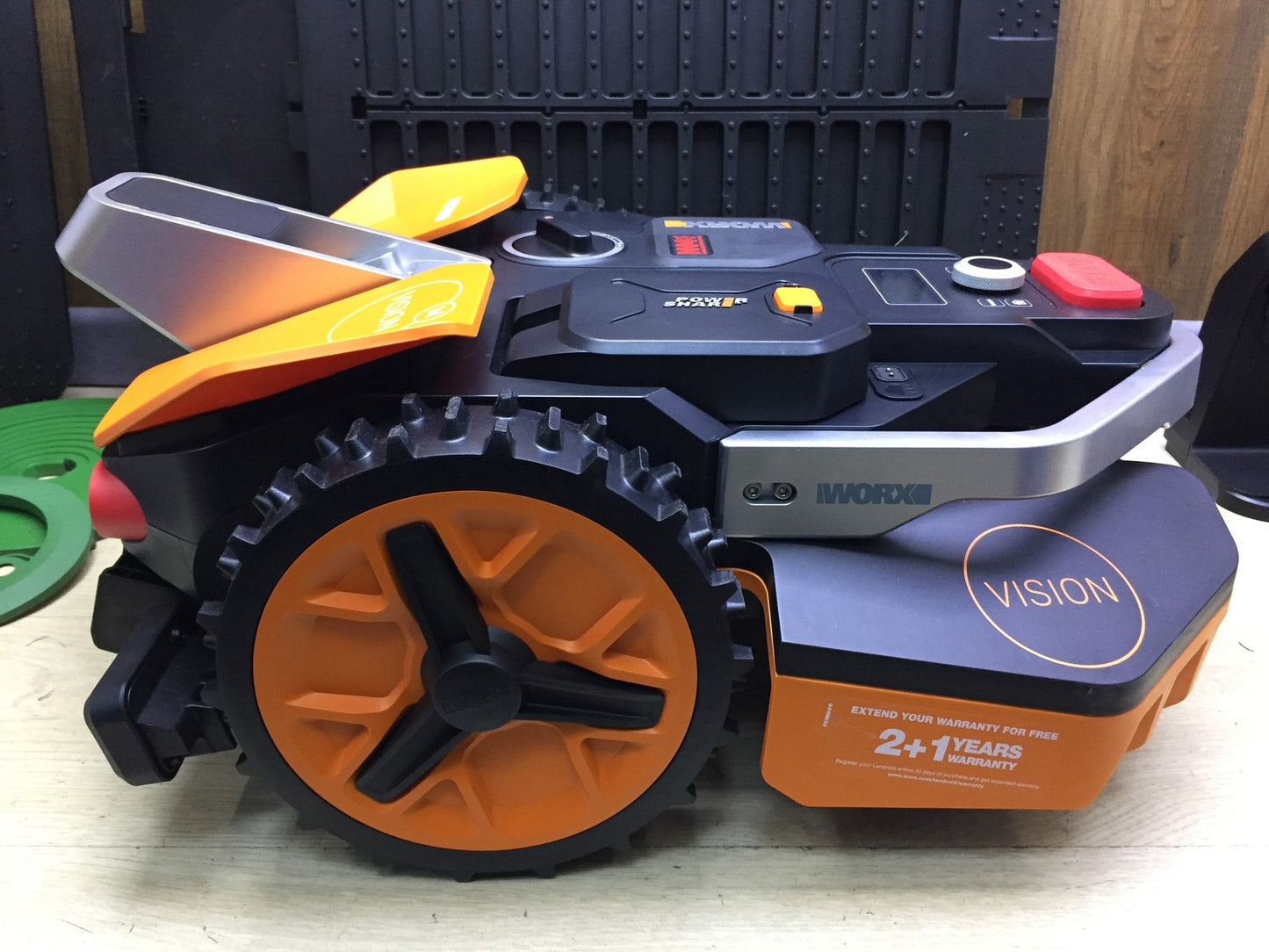 WORX Landroid Vision M800 Mähroboter WR208E.1 für Gärten bis 800m², I33644