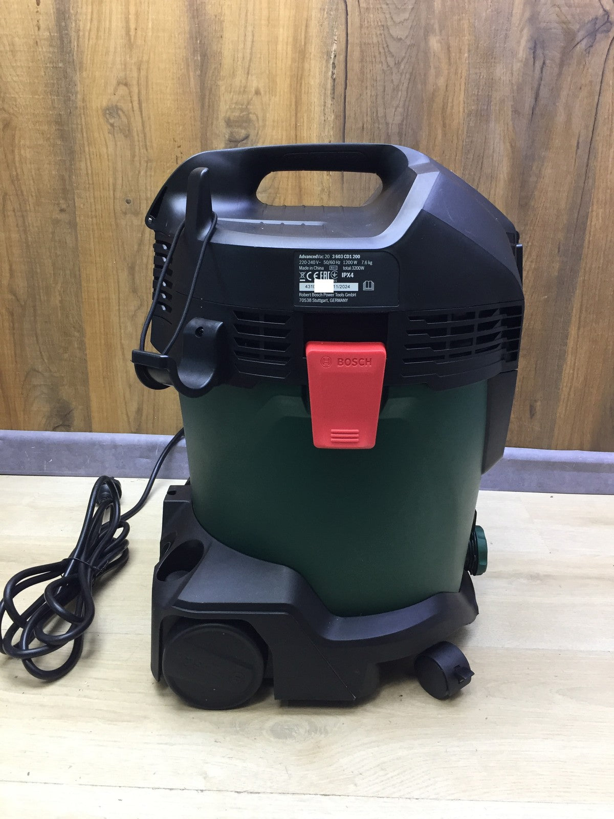 Bosch AdvancedVac 20 wet/dry vacuum cleaner 1200W 20 L, I33536