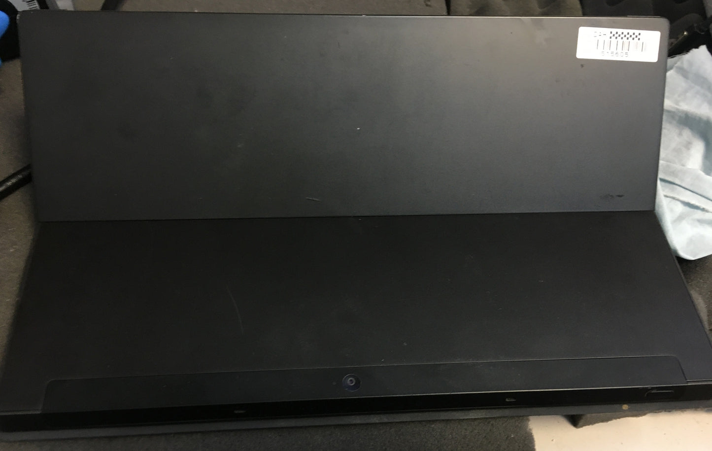Microsoft Surface RT 32GB 1516 Windows Tablet 10.6" Touch WiFi