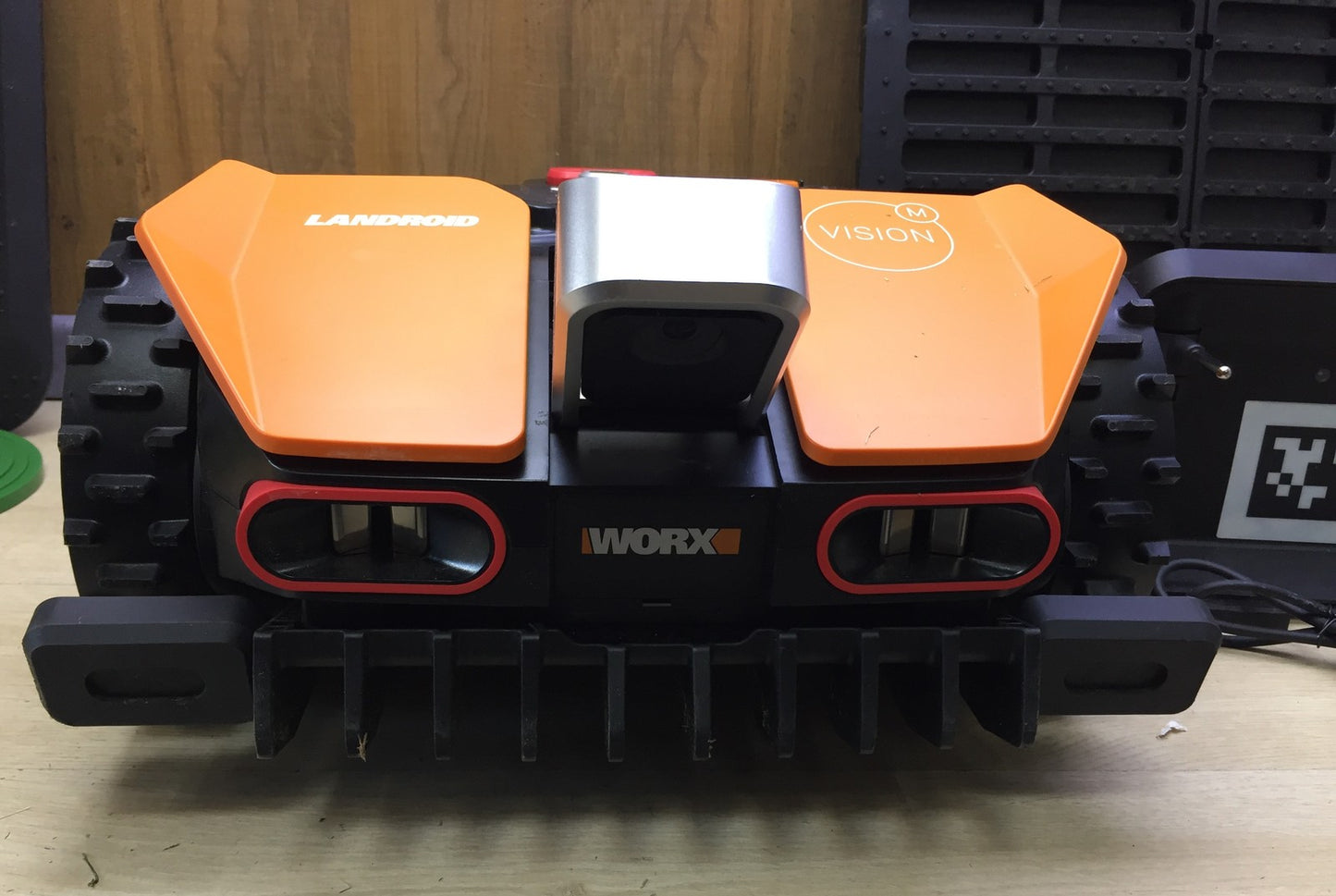 WORX Landroid Vision M600 Mähroboter WR206E.1 für Gärten bis 600m², I33258