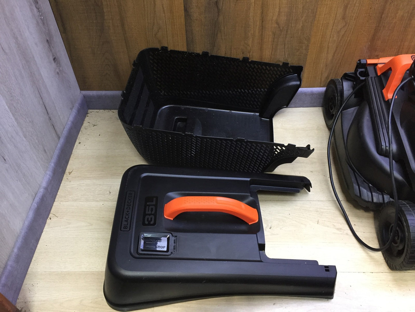 Black&Decker BEMW351 Electric Lawn Mower 1.0kW 32cm, I33164