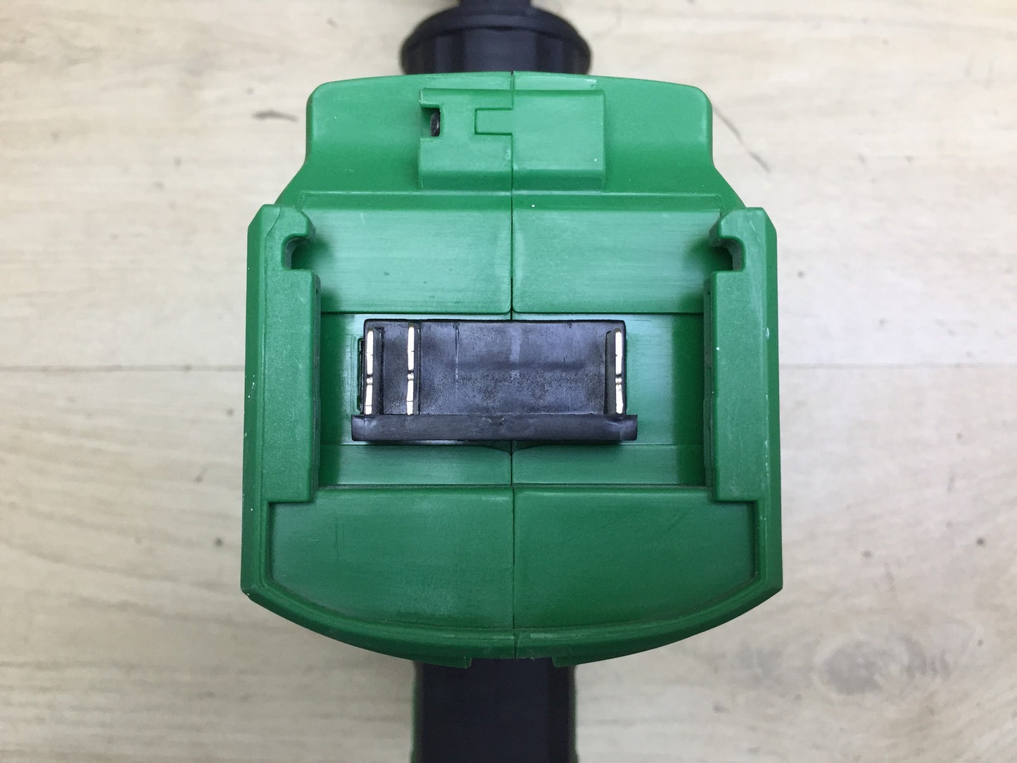 HiKOKI Akku-Kartuschenpistole AC 18DA Solo, 18V, 400ml, 3000N, I33433