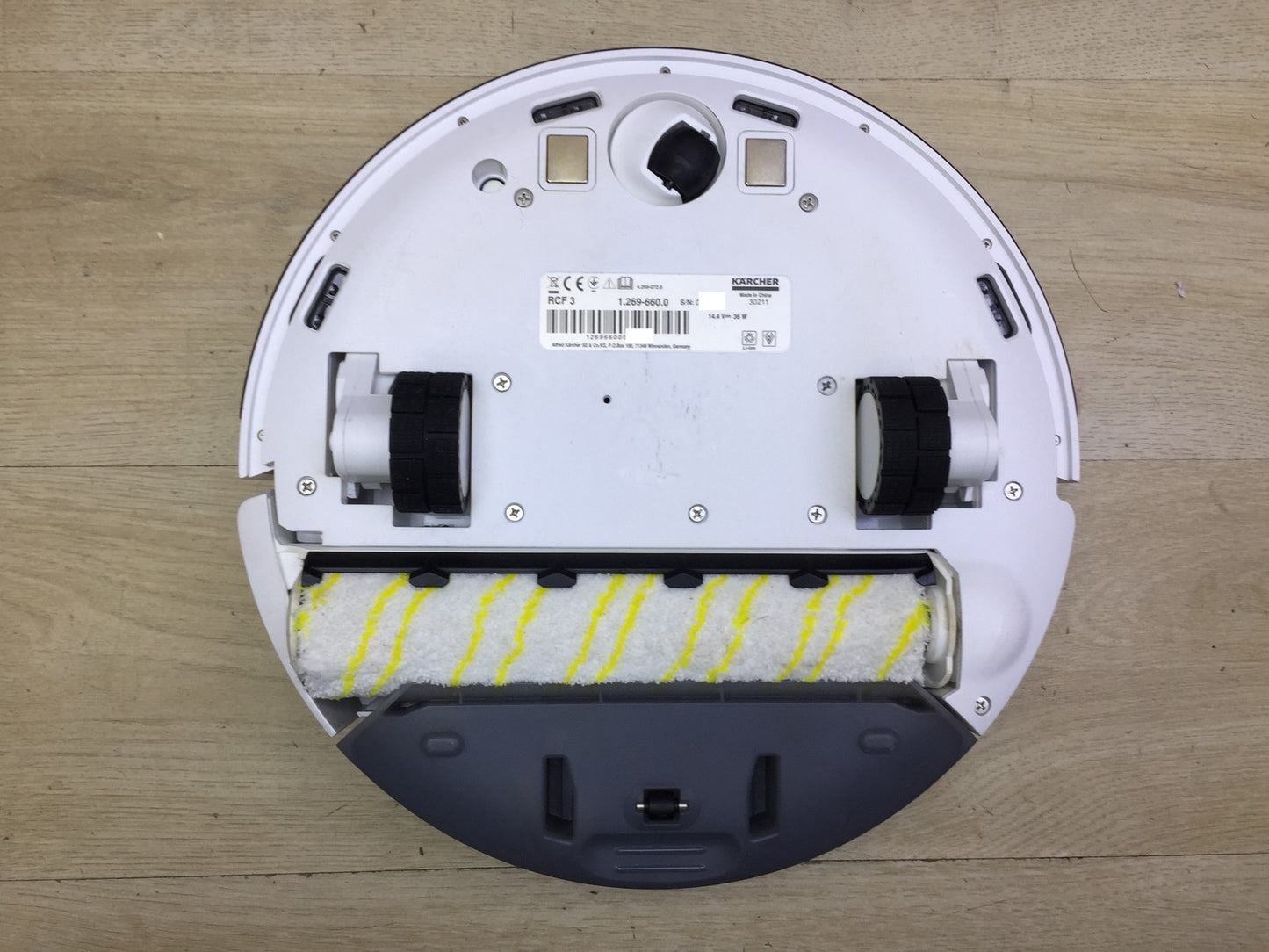 Kärcher Wischroboter RCF 3 (1.269-660.0), smarte App-Steuerung, c