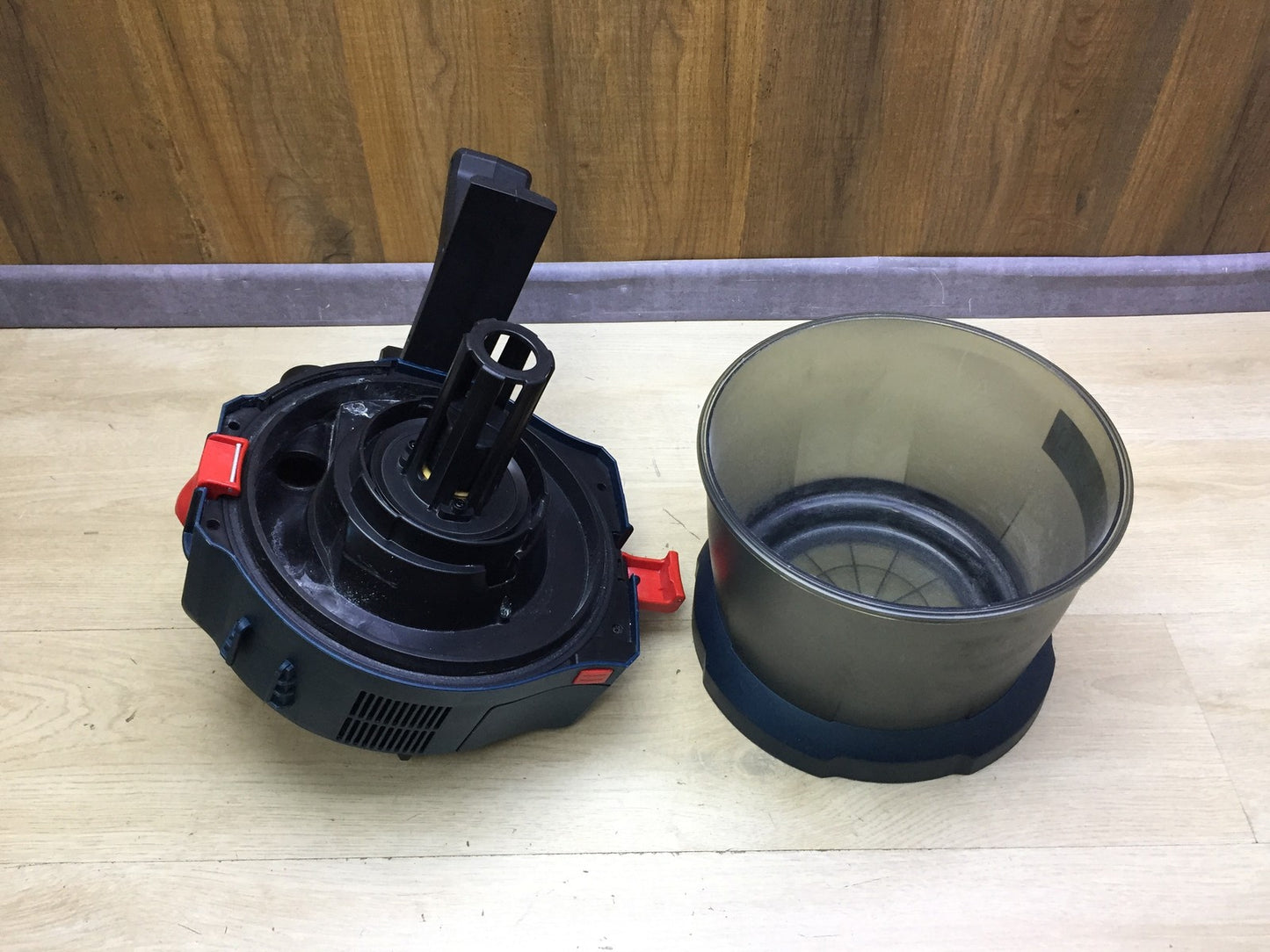 Bosch Professional Industriestaubsauger Gas 18V-10 L solo, I33489
