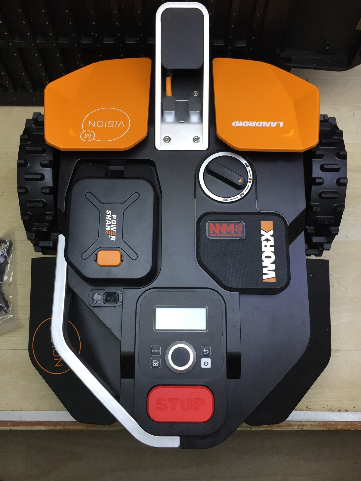 WORX Landroid Vision M600 Mähroboter WR206E.1 für Gärten bis 600m², I33579