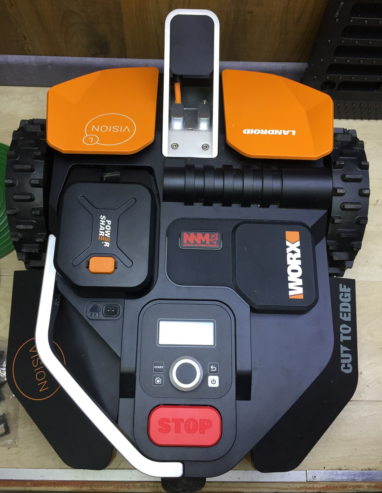 WORX Landroid Vision L1300 Mähroboter WR213E.1 für Gärten bis 1300m², I33293