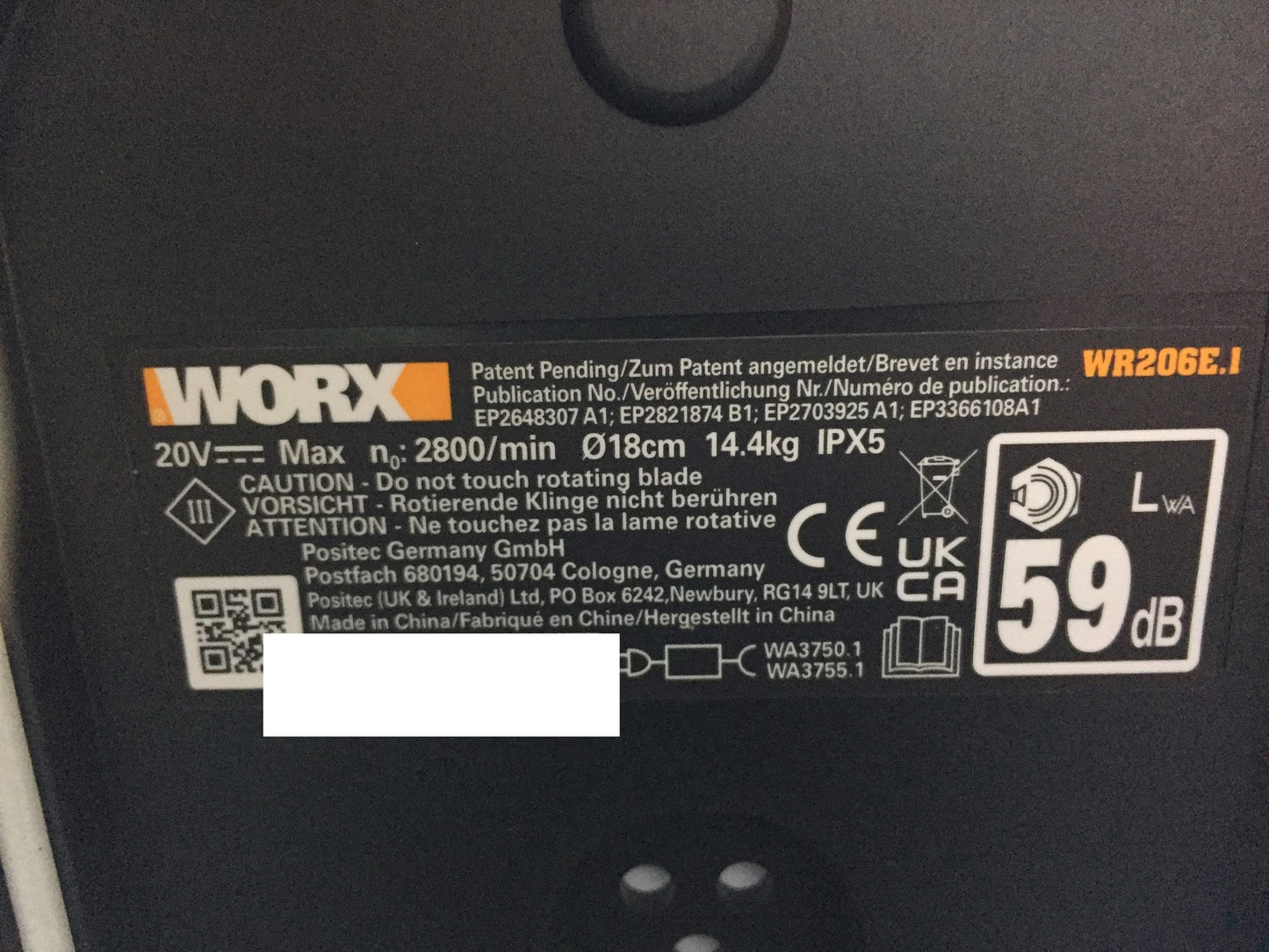 WORX Landroid Vision M600 robotic lawnmower WR206E.1 for gardens up to 600m², I33150