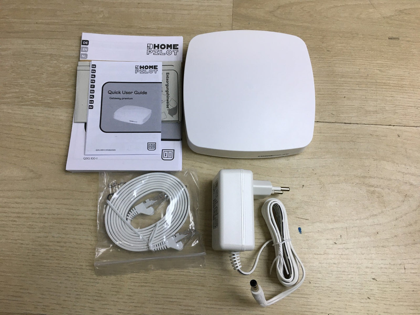 HOMEPILOT 15001001 Gateway premium smart home central, I33353
