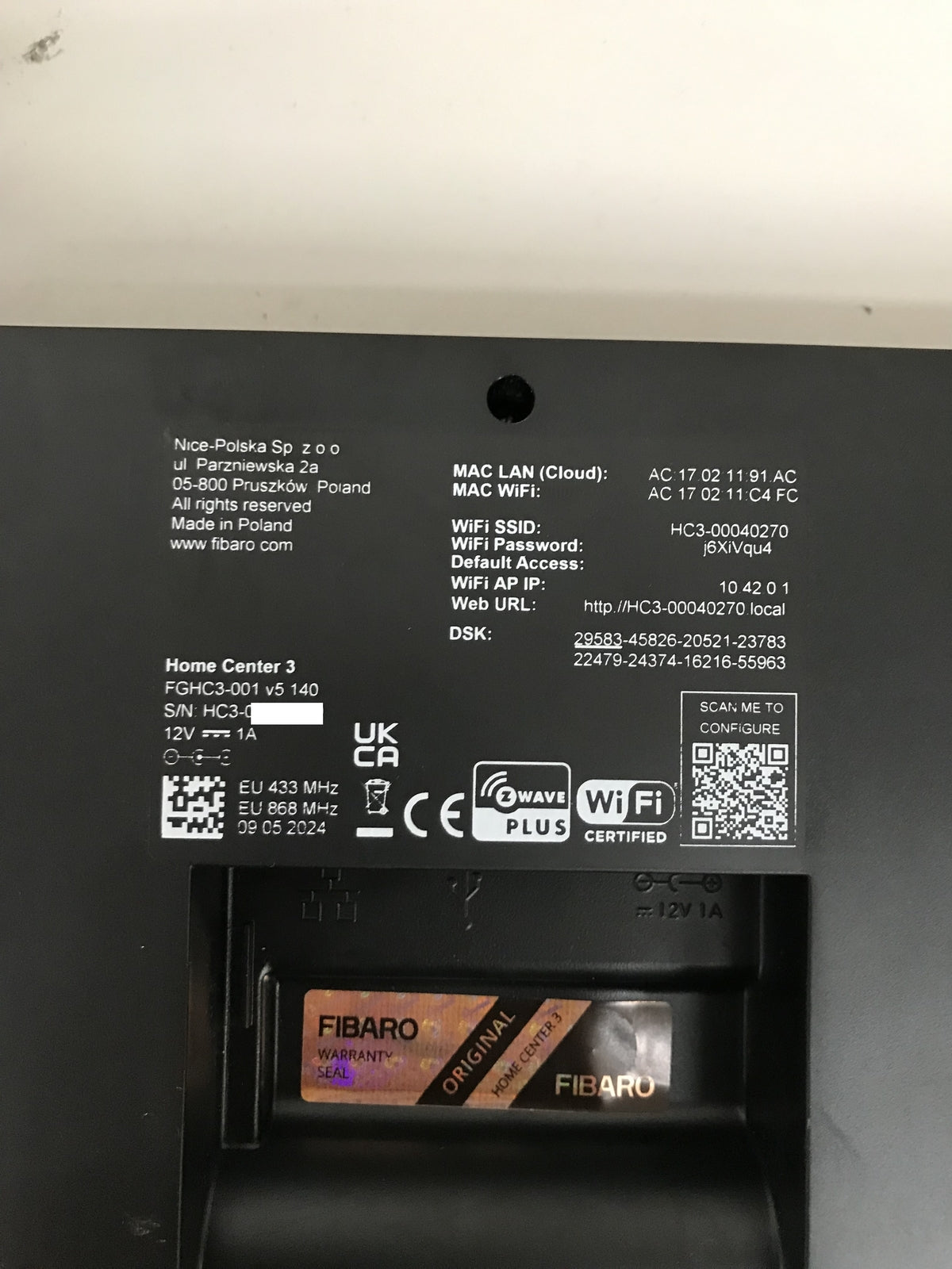 FIBARO Home Center 3 Z-Wave Plus Smart Home Hub FGHC3-01, I32577