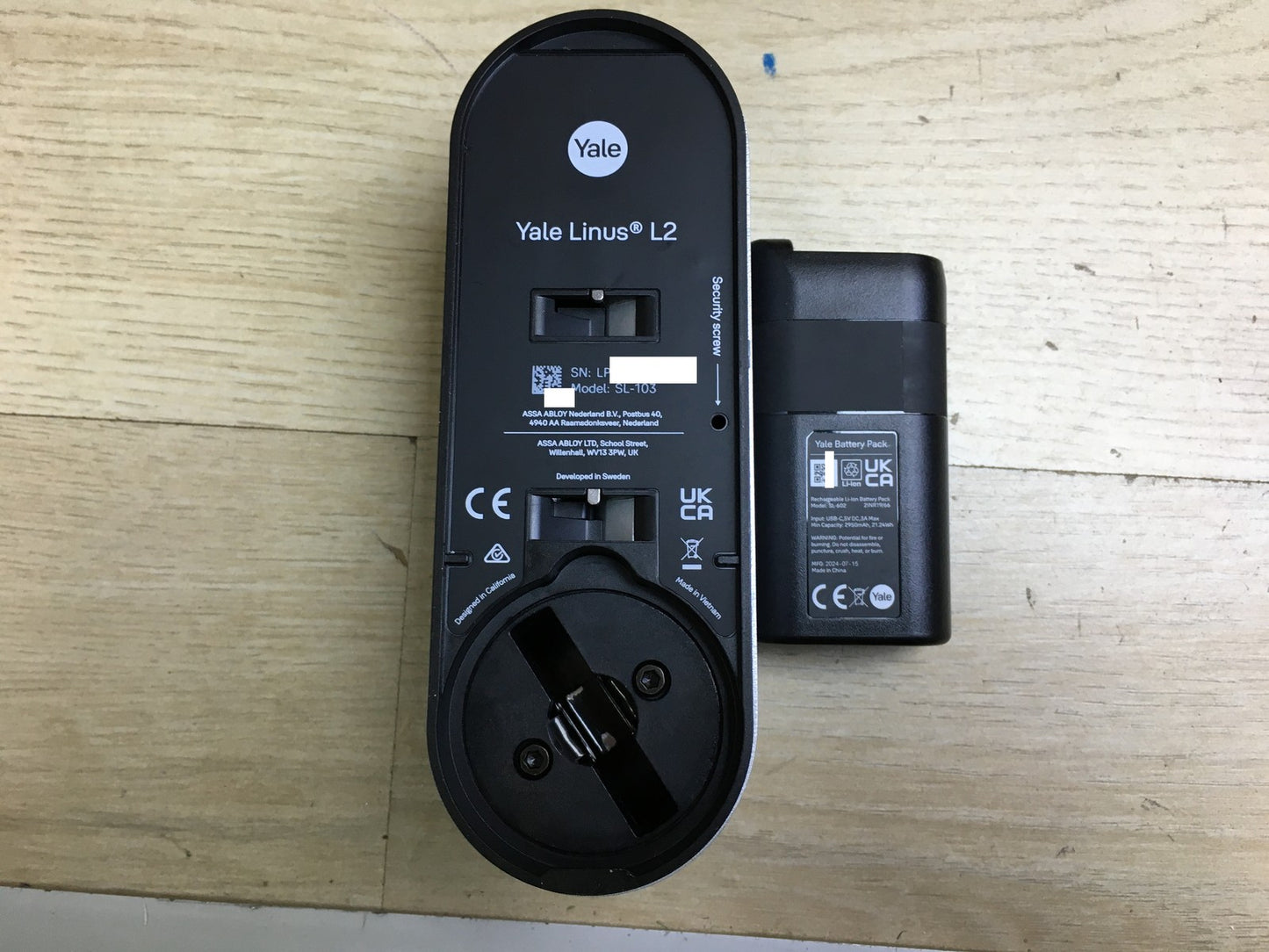 Yale Linus Smart Lock L2 Intelligentes Türschloss Silber SL-103, I33998