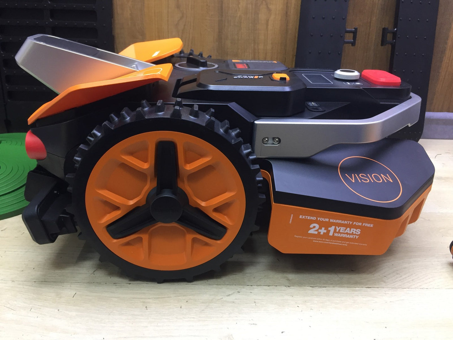 WORX Landroid Vision M550 Mähroboter WR205E für Gärten bis 550m², I33469