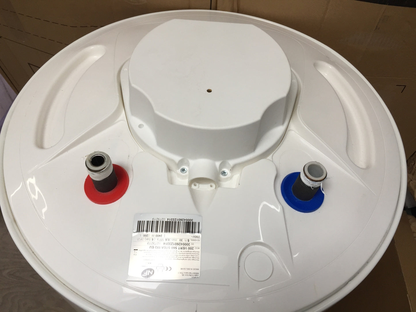 Ariston ARI 200 VERT 560 STEA MO EU hot water tank 200L EEK: C I32661