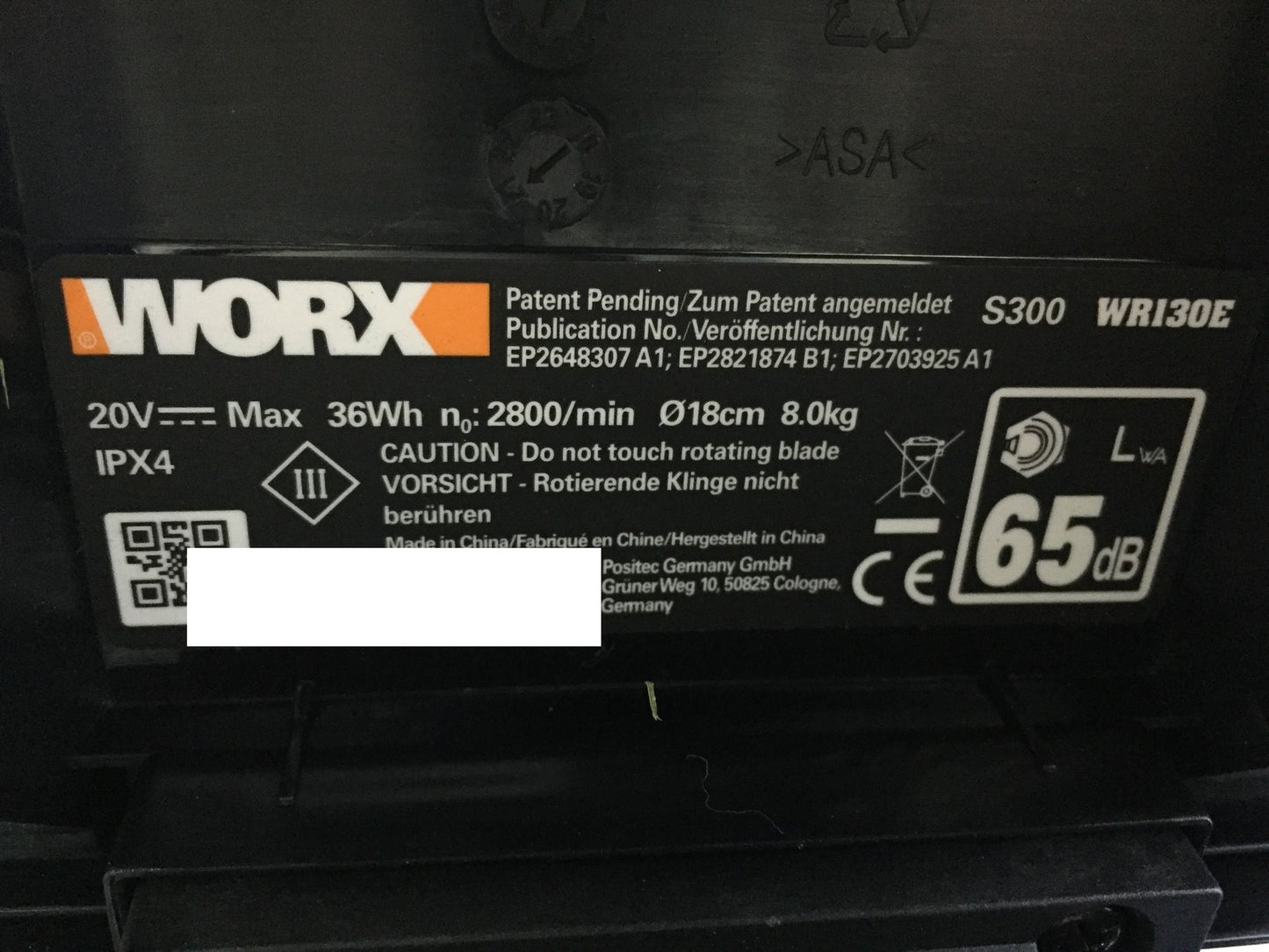 Worx Landroid S WR130E robotic lawnmower for gardens up to 300 sqm, I33525