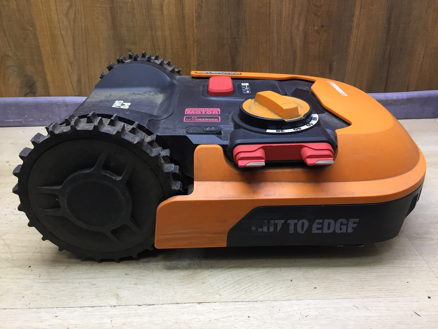 Worx Landroid M WR141E Mähroboter Akkurasenmäher bis 500 qm M500, I34181