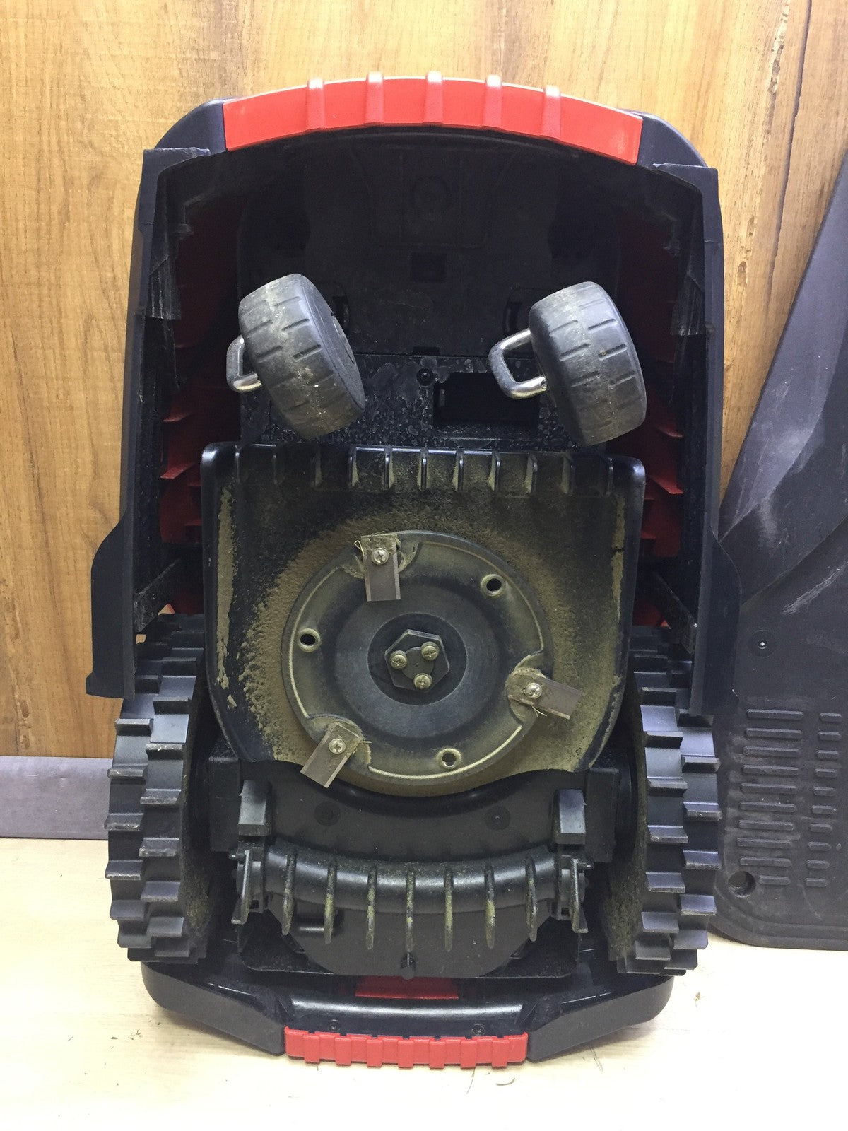 Einhell robotic lawnmower FREELEXO CAM PLUS, 18 V, for 600 m², I33541