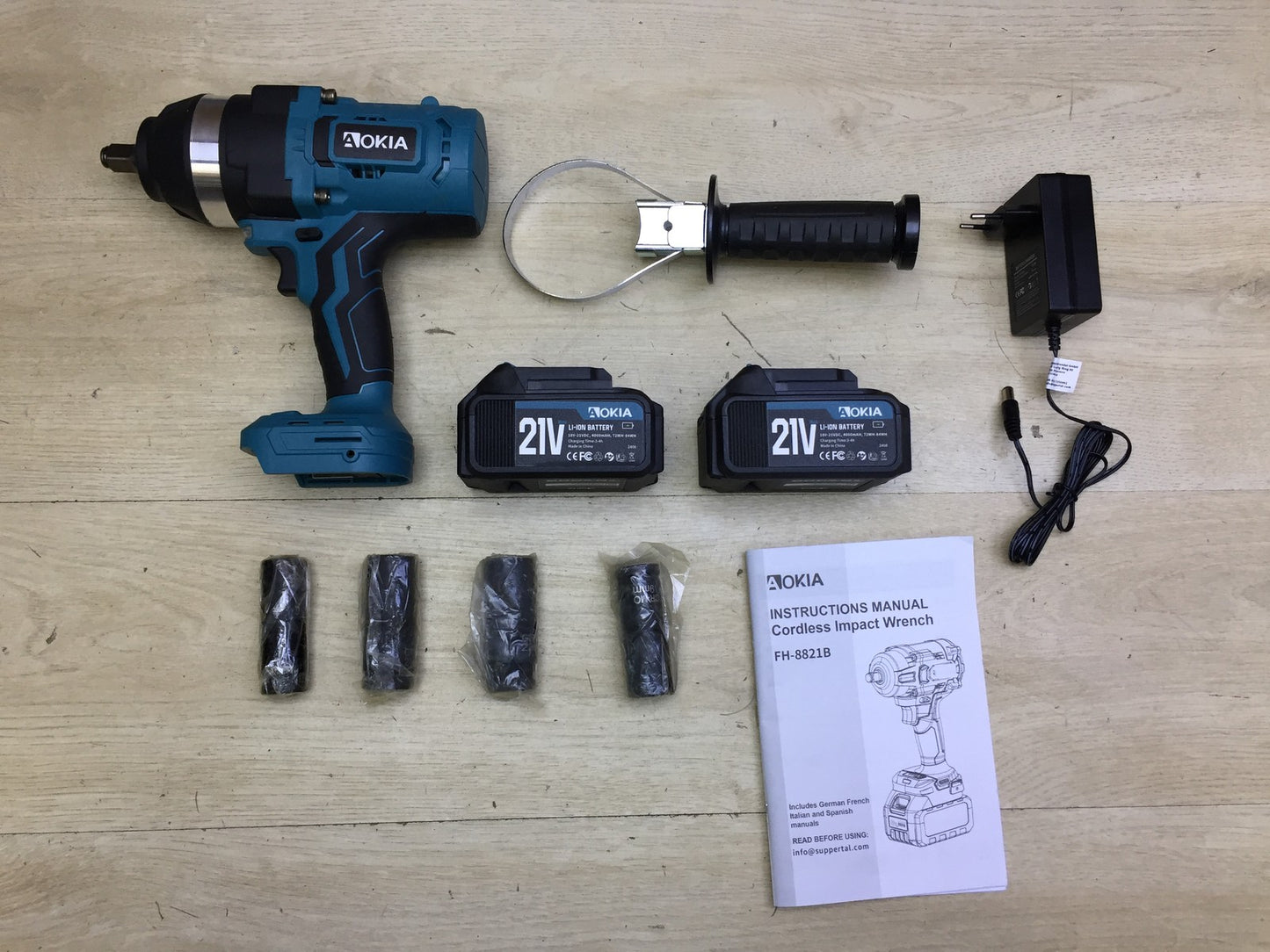 Aokia FH-8821B cordless impact wrench, including 2x 21V 4.0Ah batteries and charger, I33247