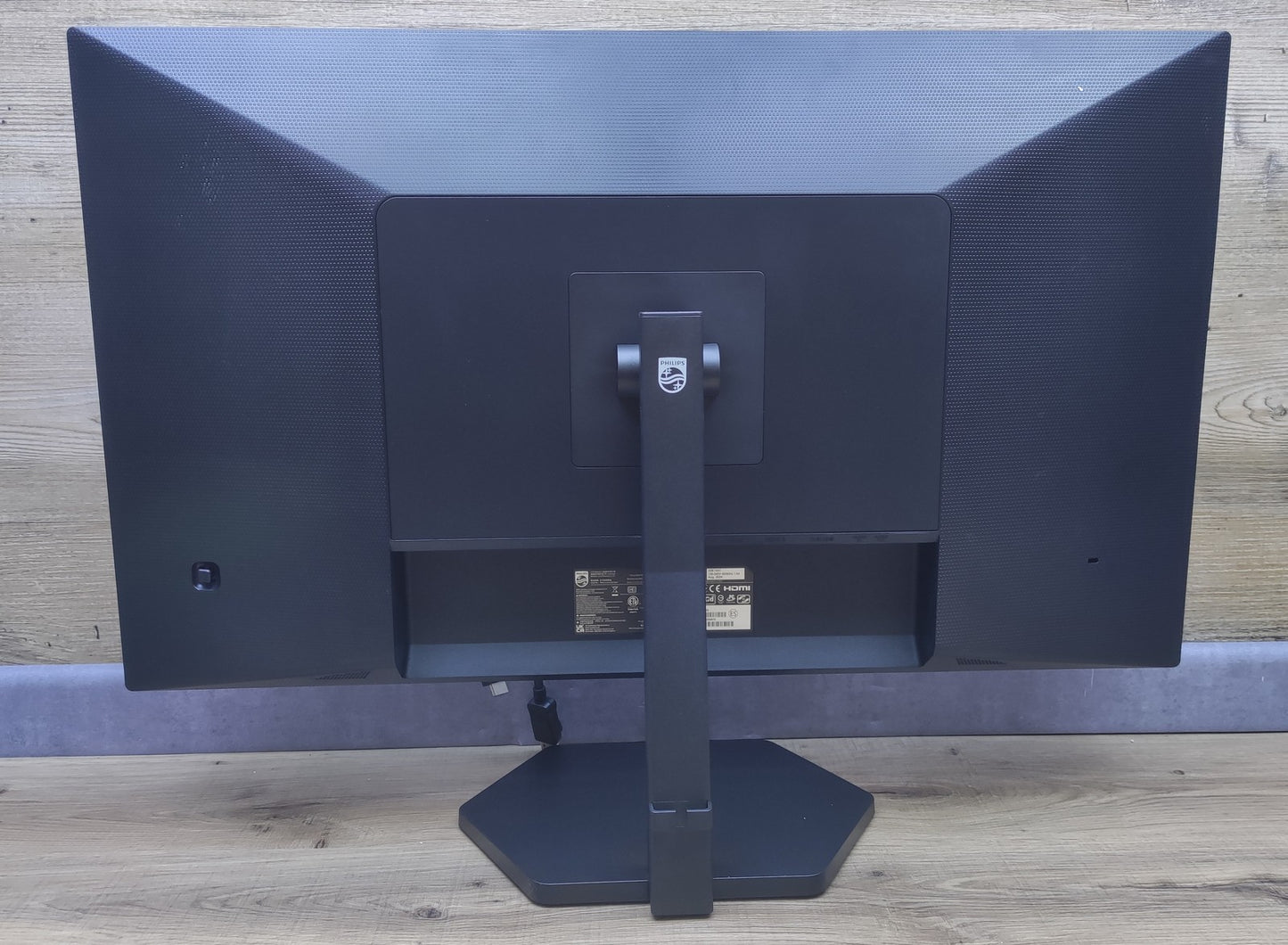 Philips 32E1N3100LA/00 Monitor 31.5" FHD 1920x1080 VA HDMI VGA Adaptive Sync