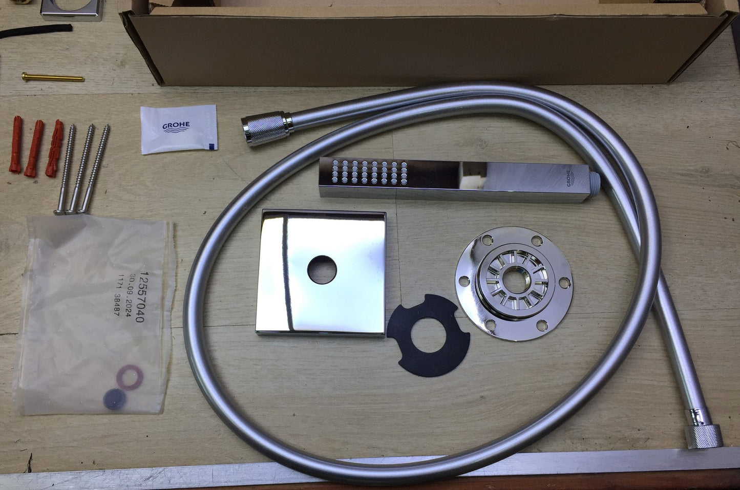 GROHE Precision 310 shower system (34881000), concealed, I33116