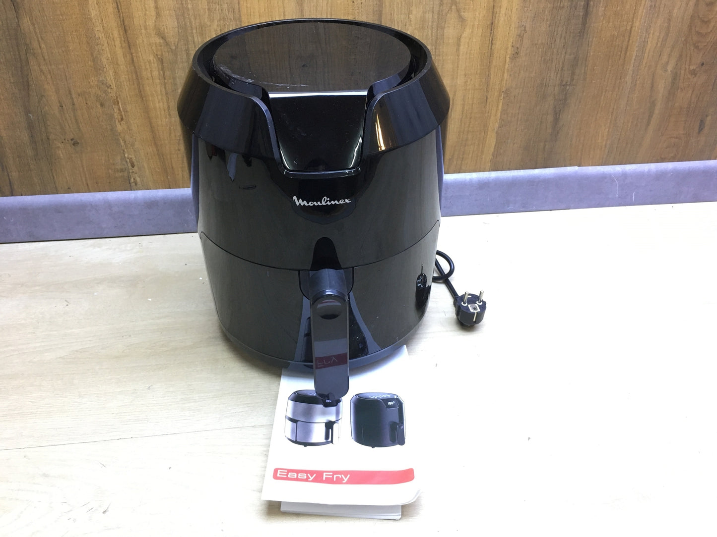 Moulinex Easy Fry Hot Air Fryer EZ4018, 1500W, 4.2 L, I29107