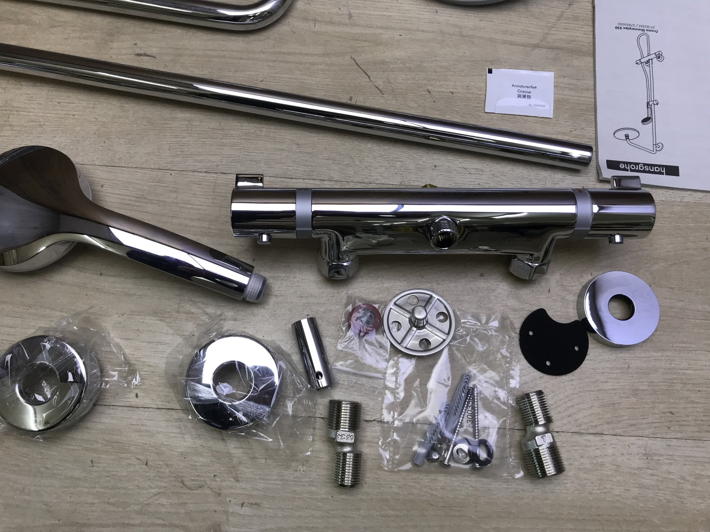 Hansgrohe Croma shower system with thermostat 27185000, rain shower, I31945