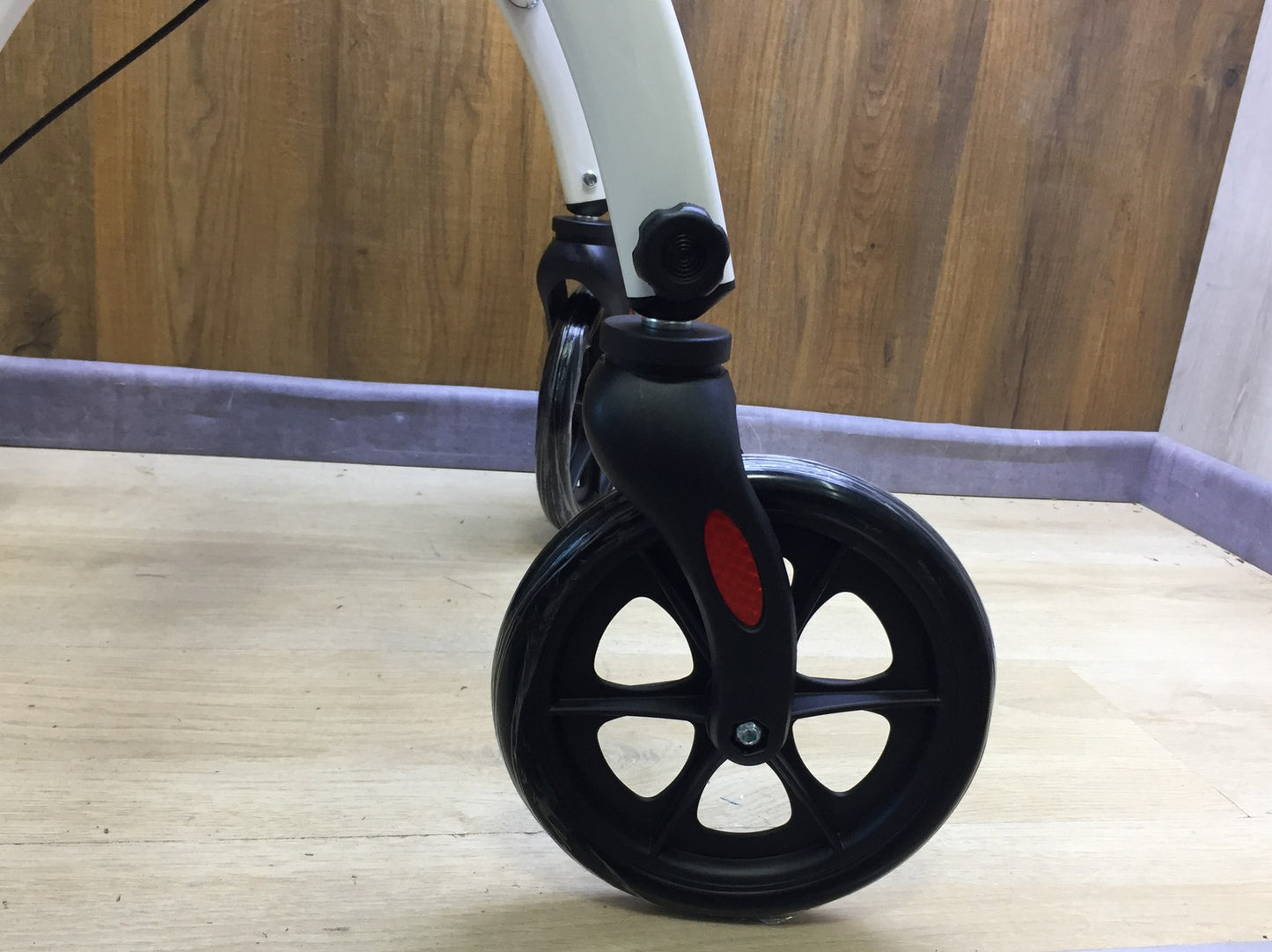FANTASK JH10023 Rollator for Home, Foldable and Lightweight, I32952