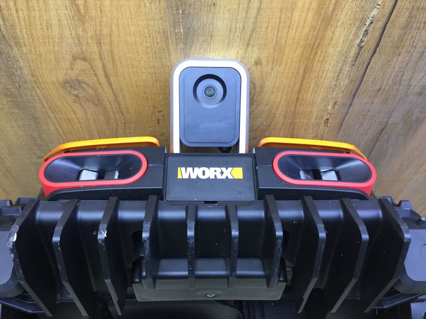 WORX Landroid Vision M600 Mähroboter WR206E.1 für Gärten bis 600m² WLAN APP