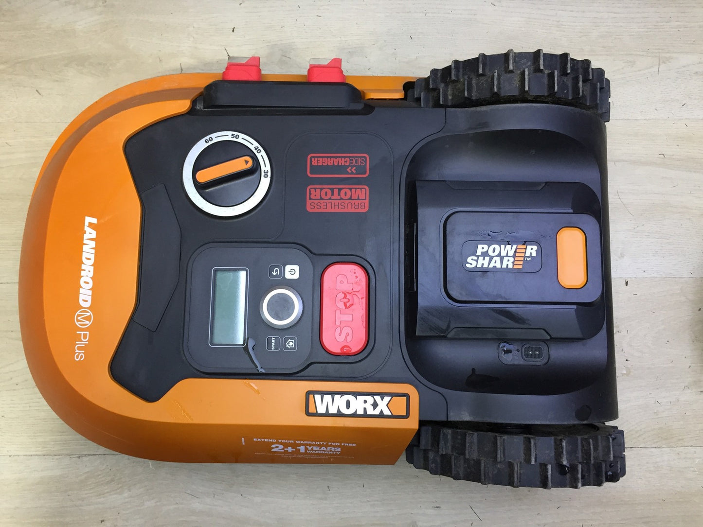 WORX Landroid M500 PLUS WR165E Robotic Lawnmower for up to 500 sqm with Wi-Fi, Bluetooth, I33540