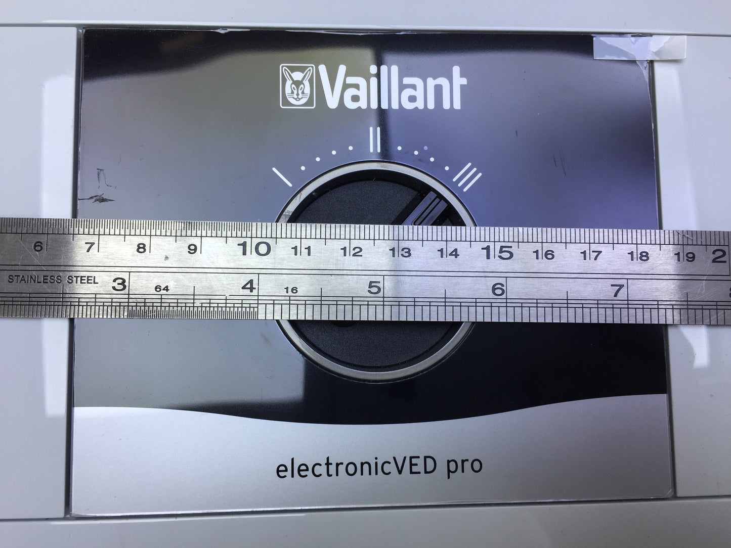 Vaillant elektronischer Durchlauferhitzer VED E 21/8, 21kW, 400V, EEK:A, I32724