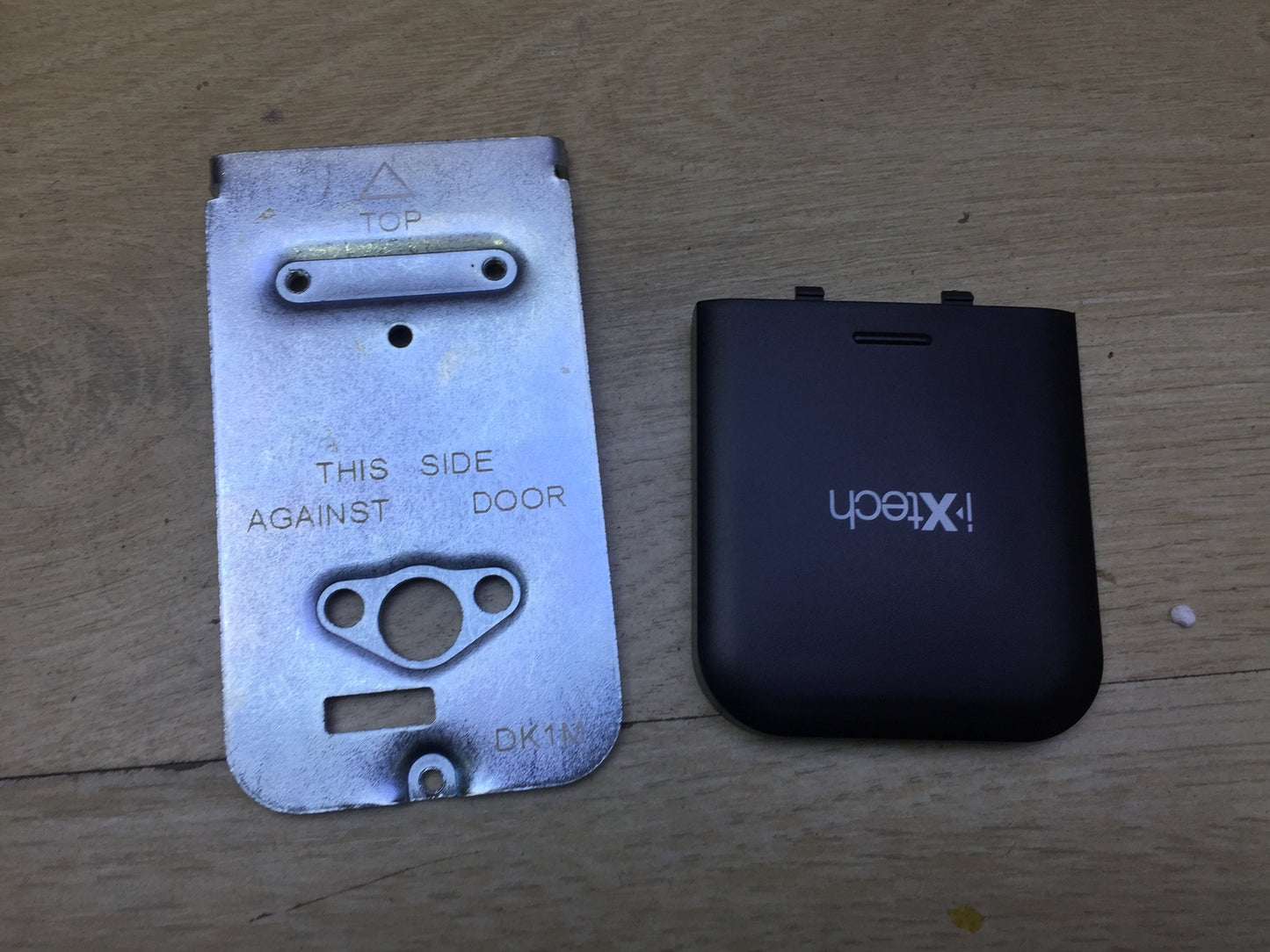 IXTECH Fingerprint Door Lock Set, Keyless Entry Door Lock Deadbolt, I31774