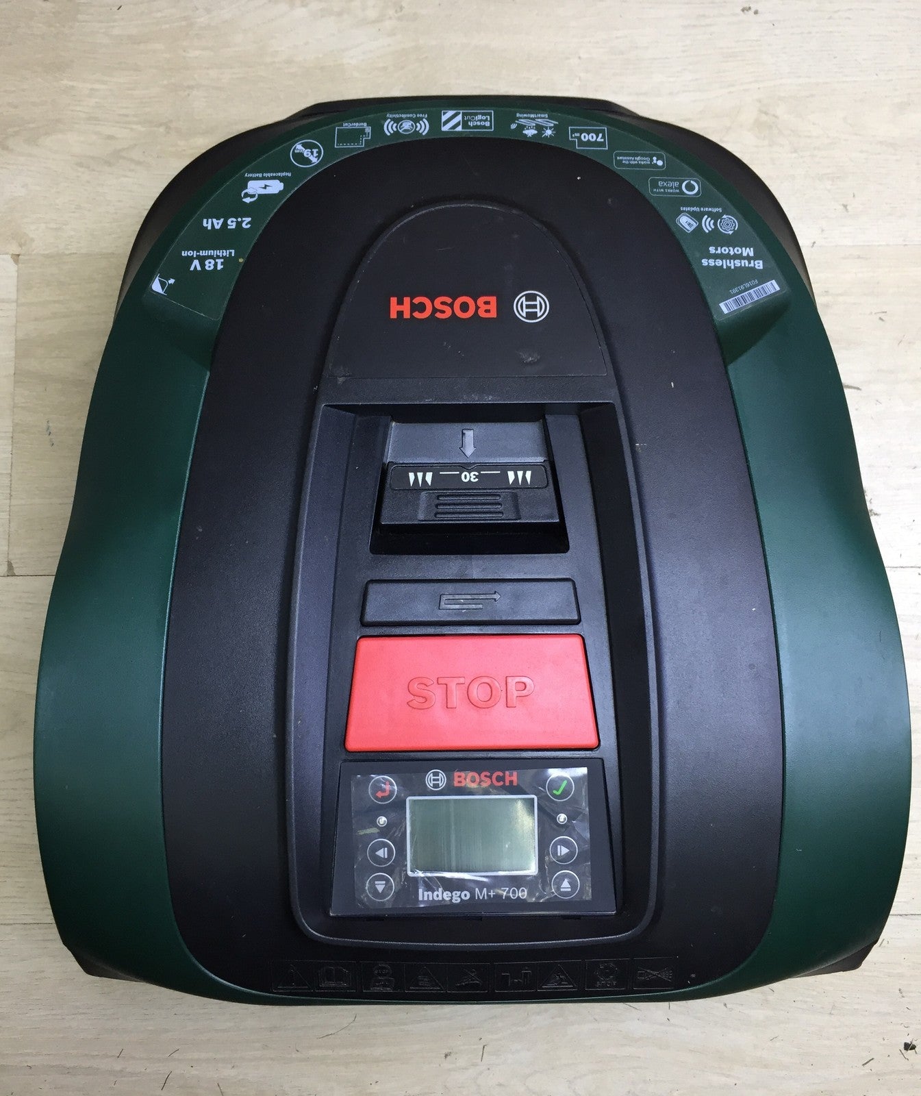 Bosch Indego M+ 700 robotic lawnmower, with app function, I33200