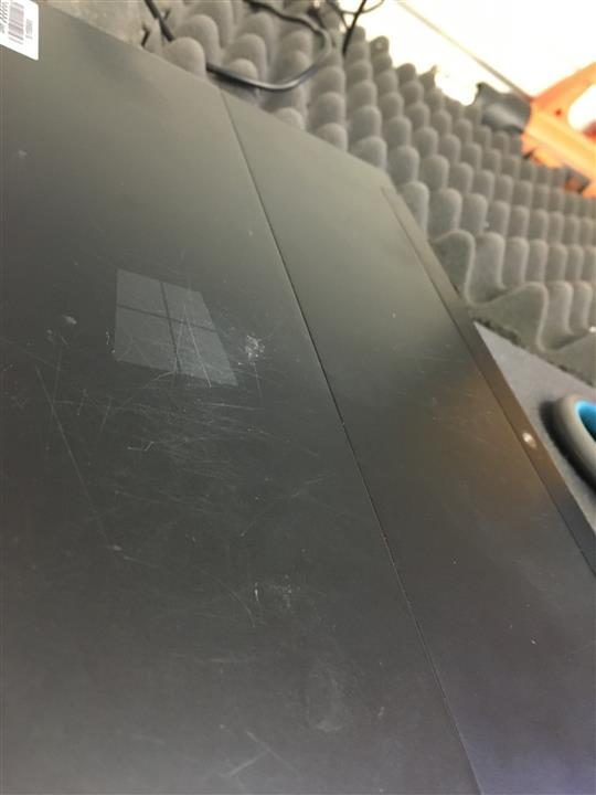 Microsoft Surface RT 32GB 1516 Windows Tablet 10.6" Touch WiFi