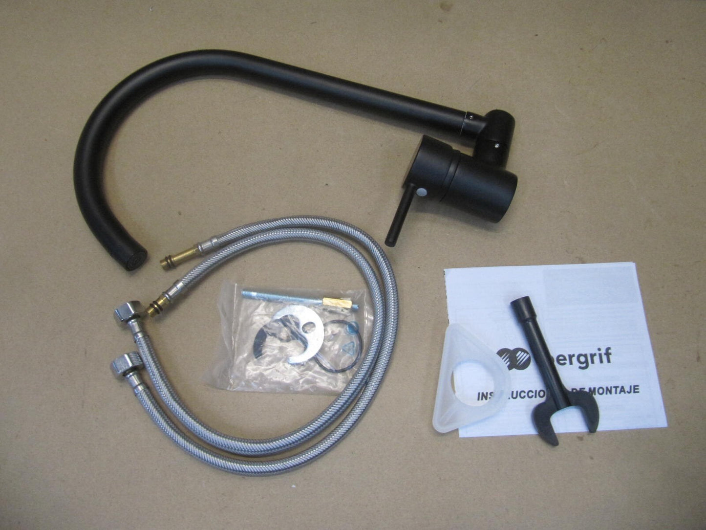 Ibergrif M22124B Vorfenster Küchenarmatur, Auslauf 121 cm, I08298