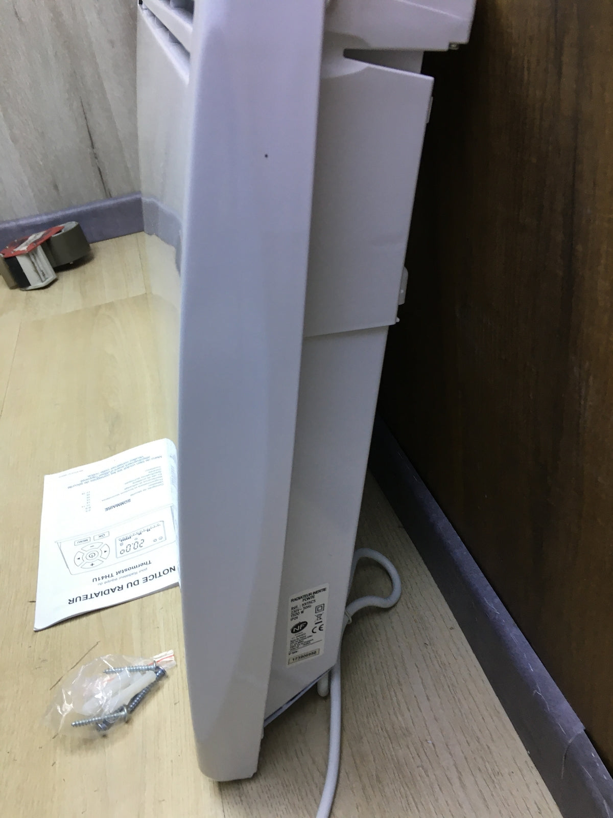 Carrera HV15C5 radiator, cast iron, 1500 W, I31501