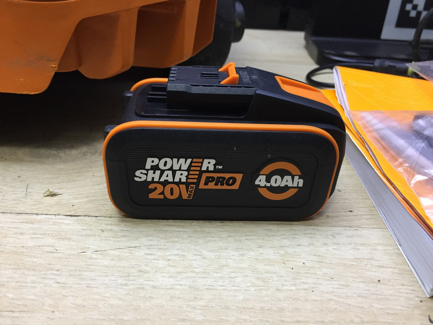 WORX Landroid Vision M800 robotic lawnmower WR208E.1 for gardens up to 800m², I33358
