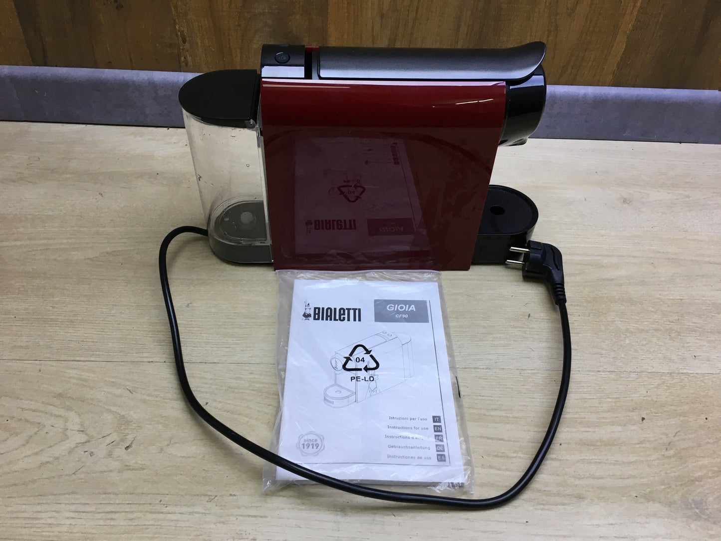Bialetti Gioia coffee machine CF90, 1200 W, red, I29015