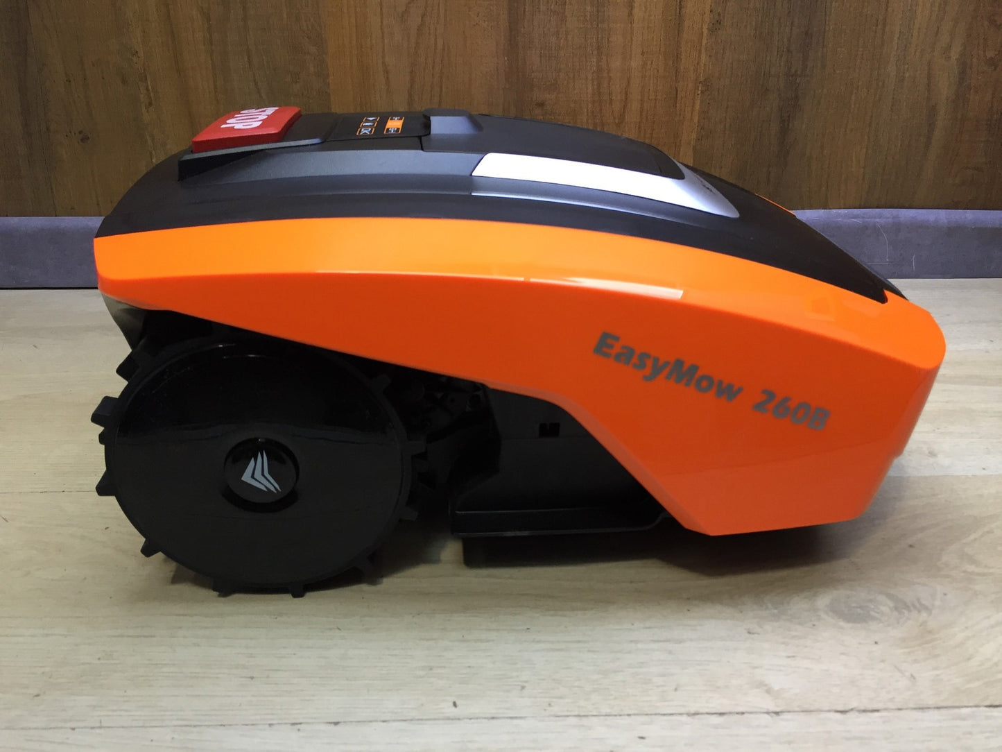 Yard FORCE robotic lawnmower EasyMow 260B up to 260 sqm, I33512
