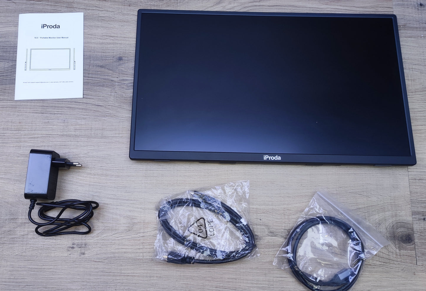 iProda PD182KPN Portable Monitor 18.5" FHD 1920x1080 HDMI USB-C FreeSync 120Hz