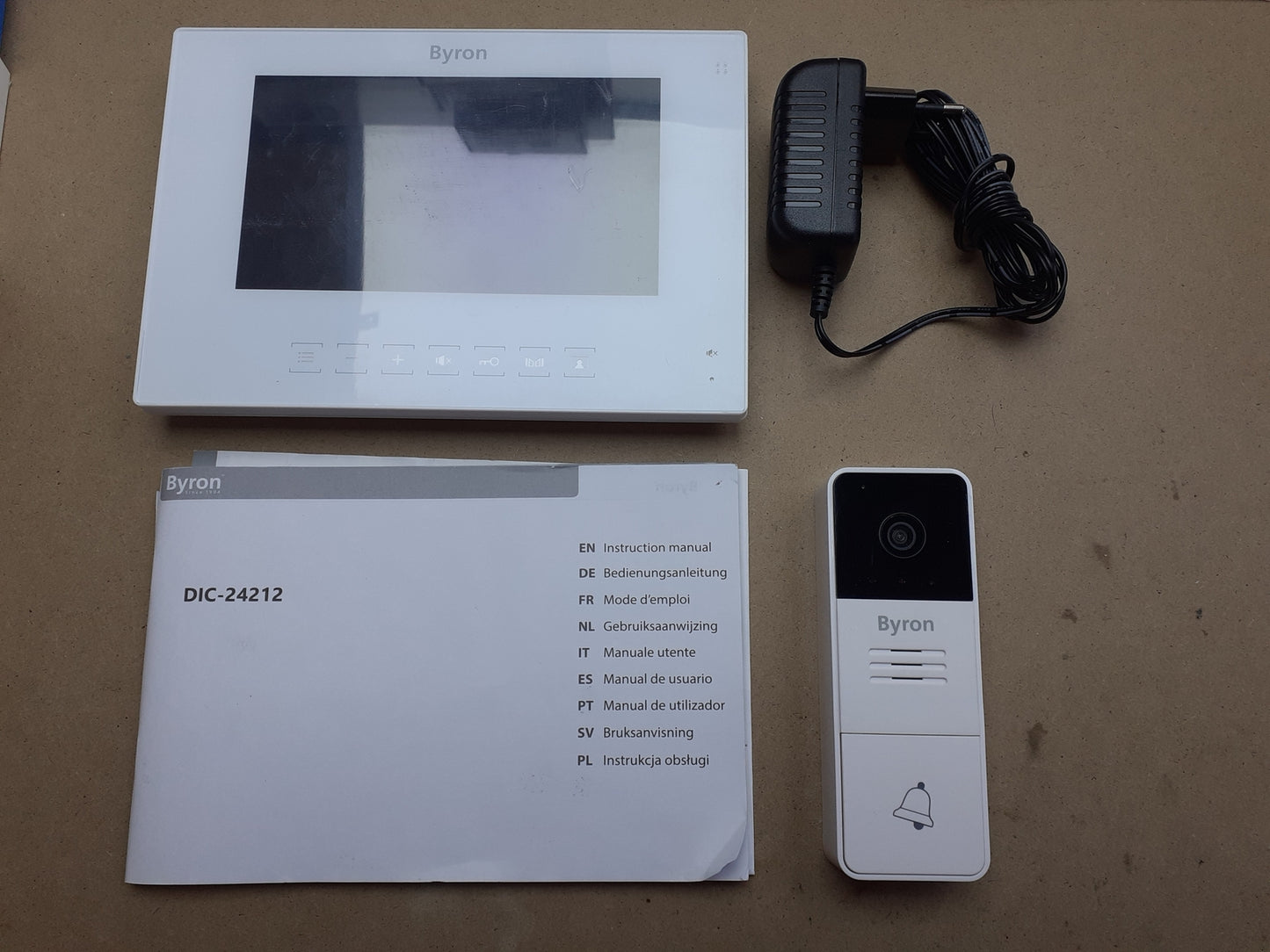 Byron DIC-24212 Video Türgegensprechanlage mit 7" Display, I00440