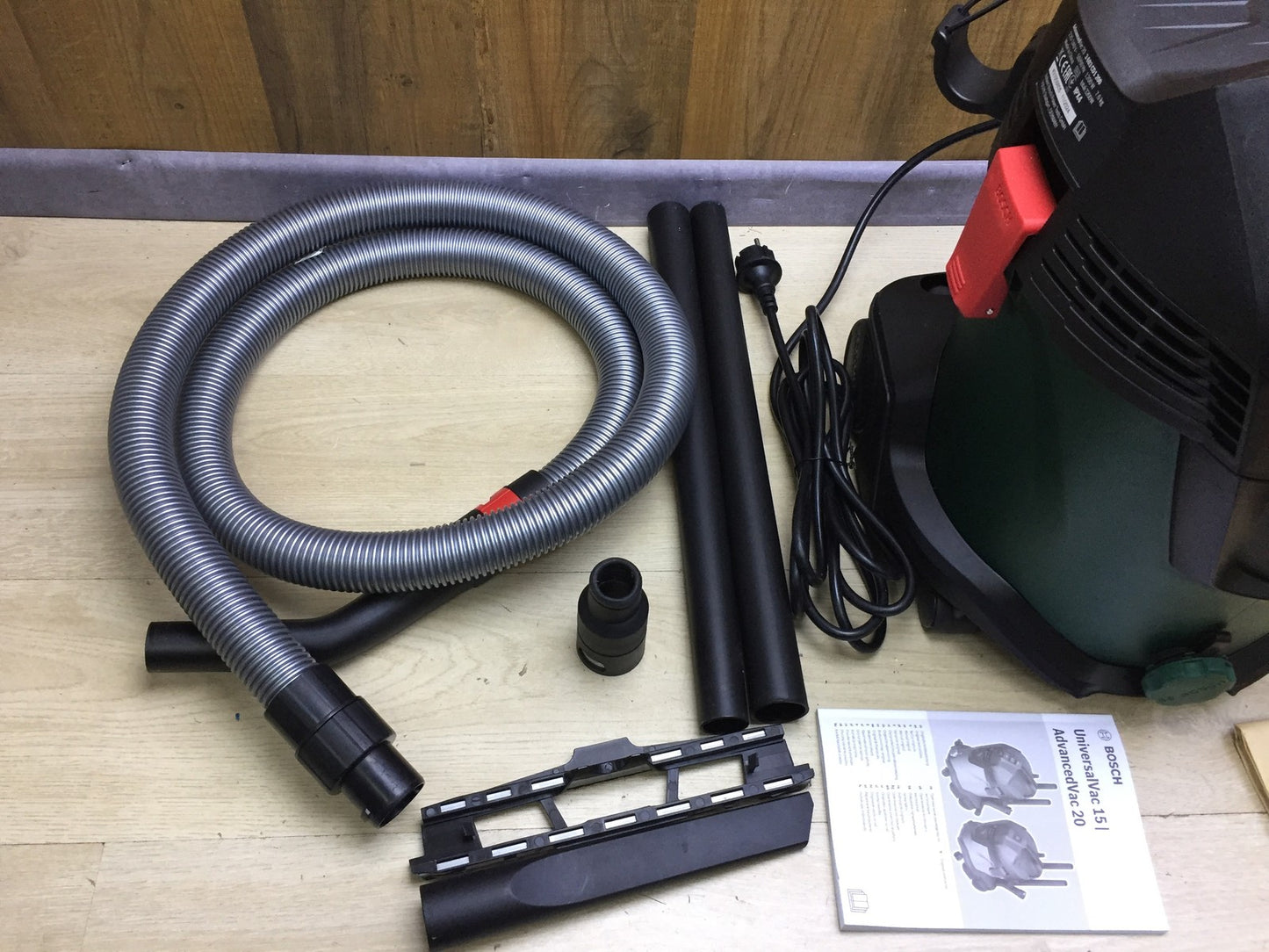 Bosch AdvancedVac 20 wet/dry vacuum cleaner 1200W 20 L, I33536