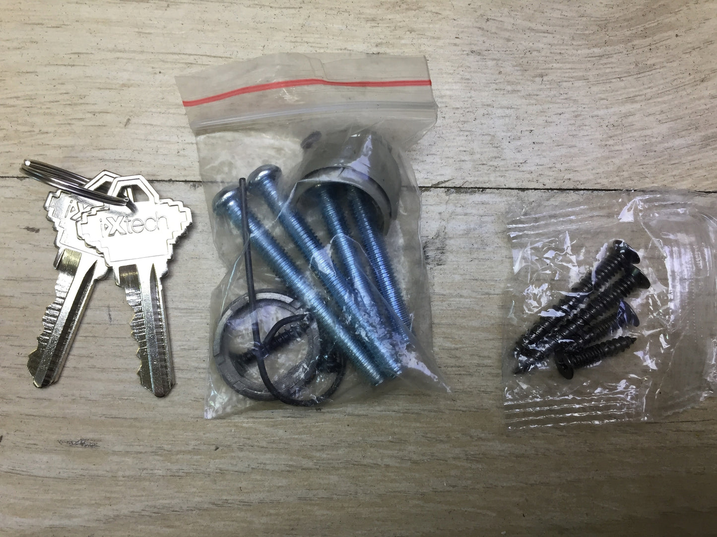 IXTECH Fingerprint Door Lock Set, Keyless Entry Door Lock Deadbolt, I31774