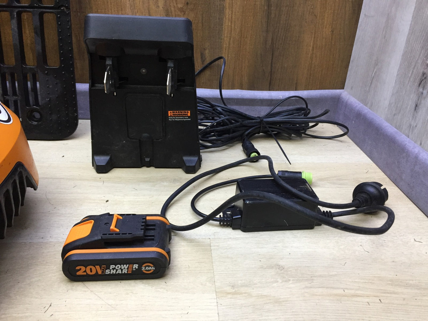 WORX Landroid M500 PLUS WR165E Robotic Lawnmower for up to 500 sqm with Wi-Fi, Bluetooth, I33173