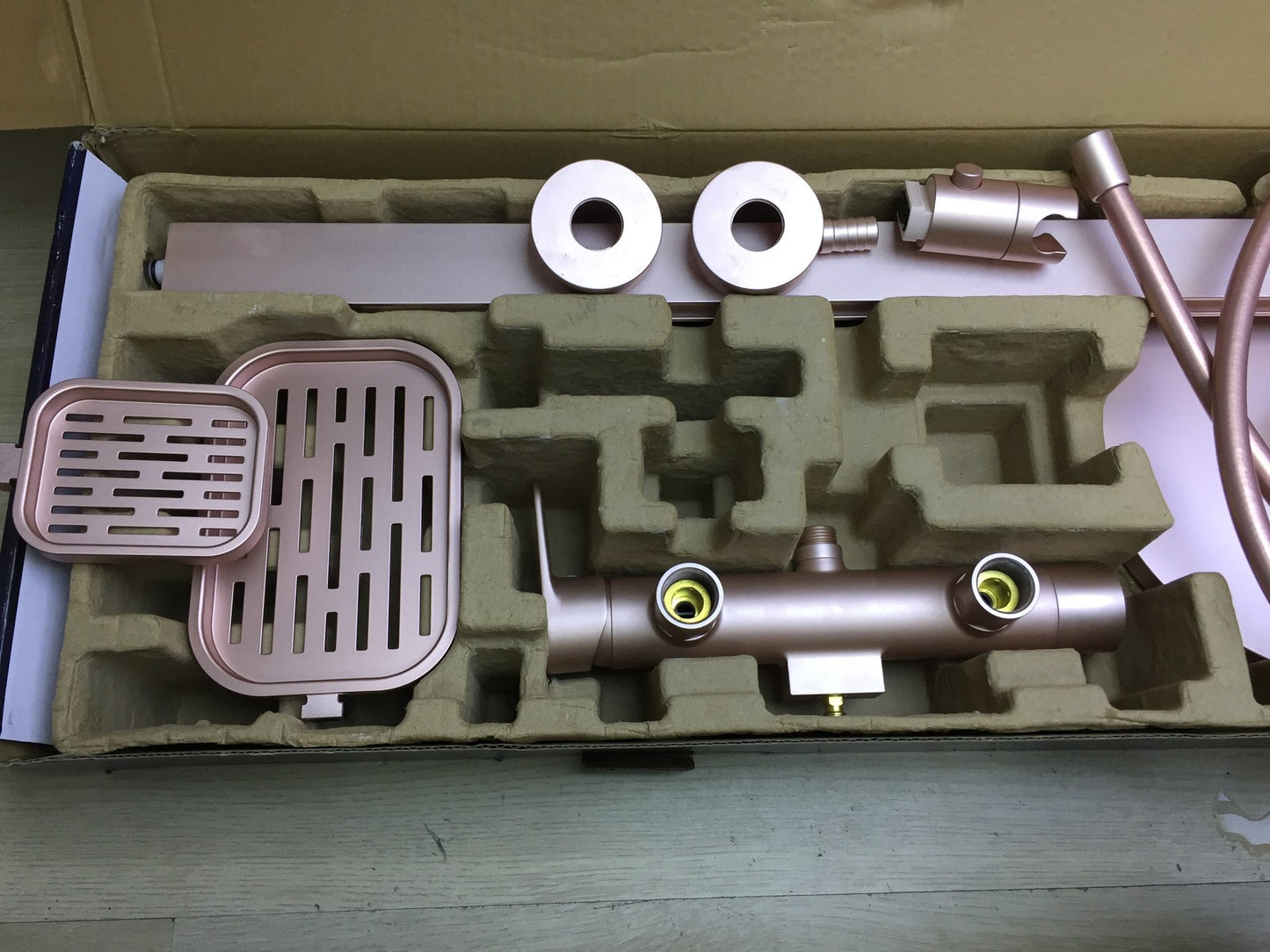 Ideal Standard BD584RO Alu+ shower system with Ceraflow shower mixer, I33127