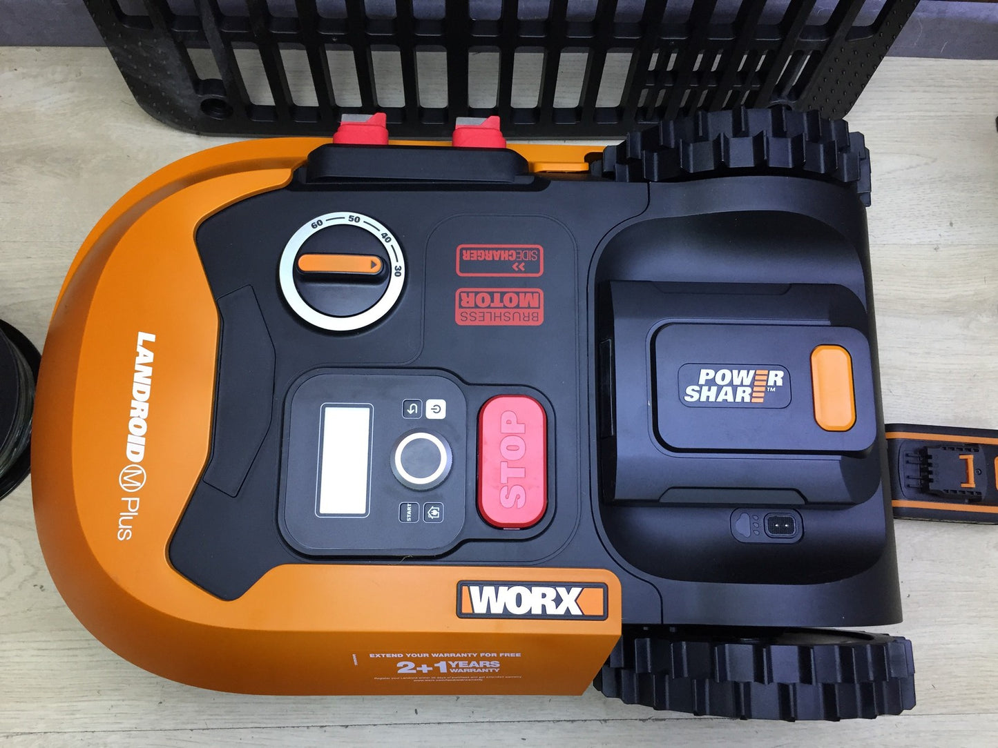 WORX Landroid M500 PLUS WR165E Mähroboter bis 500 qm mit WLAN, Bluetooth, I33689