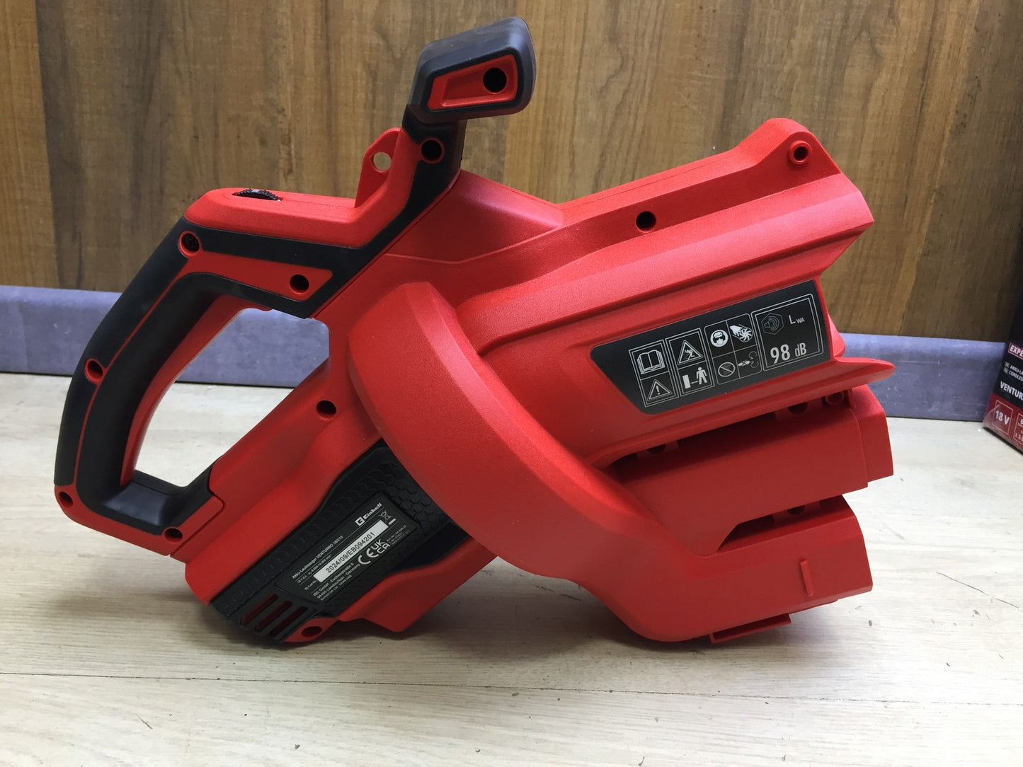 Einhell Cordless Leaf Vacuum VENTURRO 18/210 SOLO, 18 V, I33091