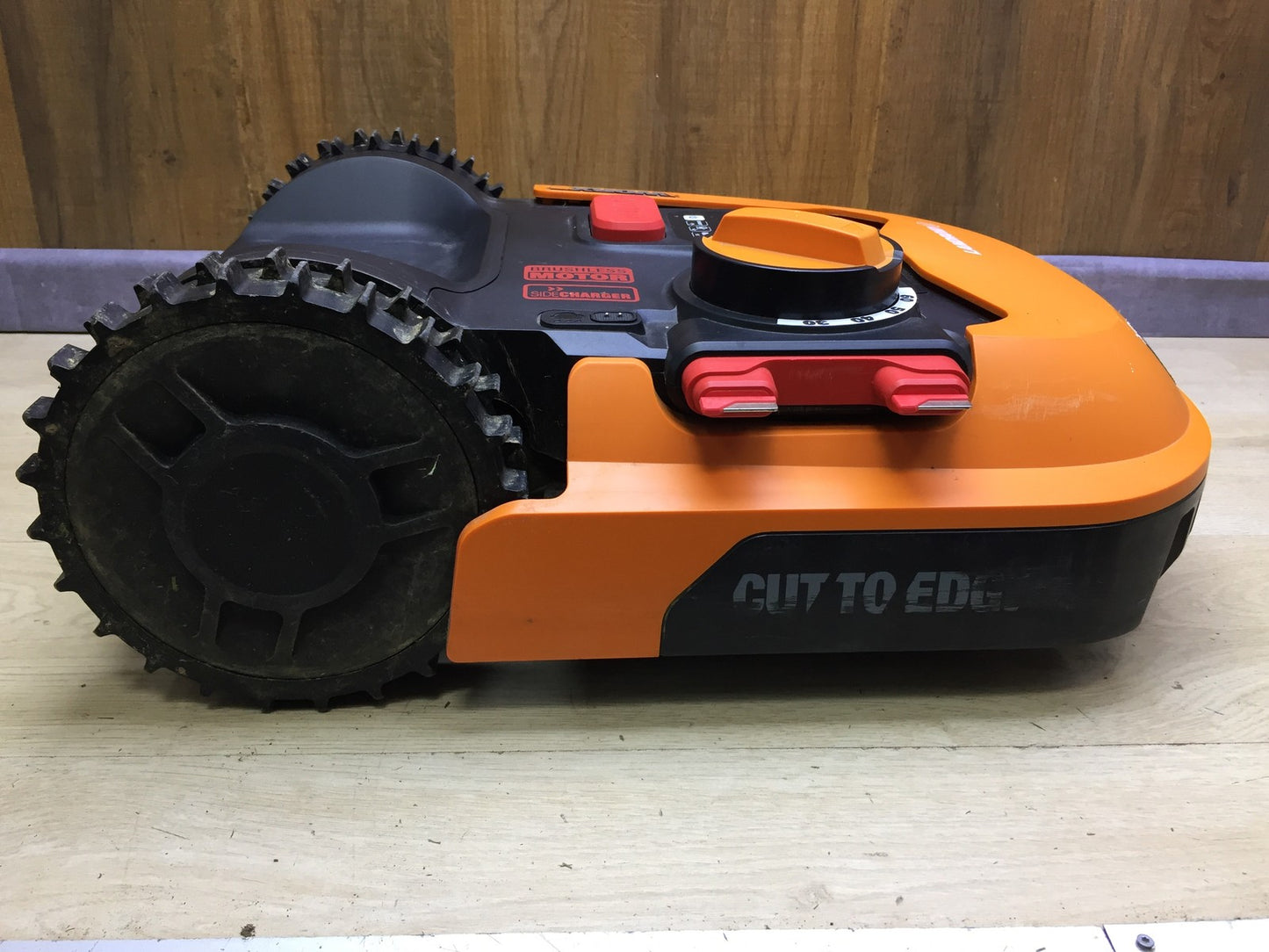 Worx Landroid M WR141E Robotic Lawnmower Cordless Lawnmower up to 500 sqm M500, I33261