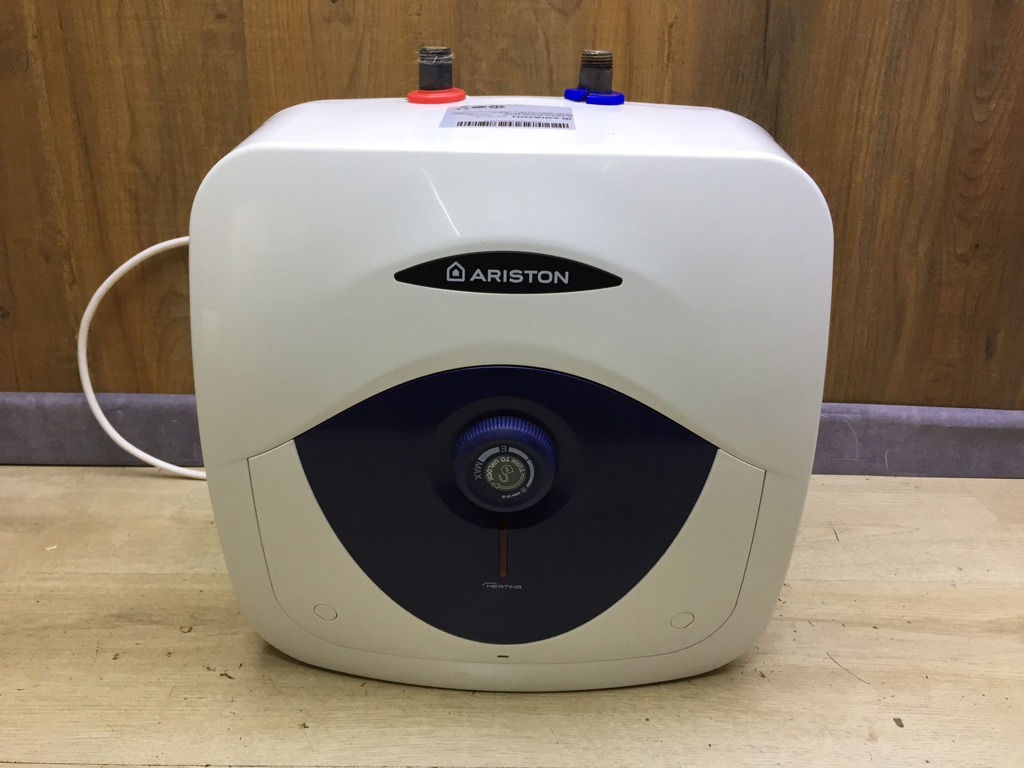 Ariston Blu Evo RS electric instantaneous water heater, 10 liters, 2000 W, EEK: B, I33264