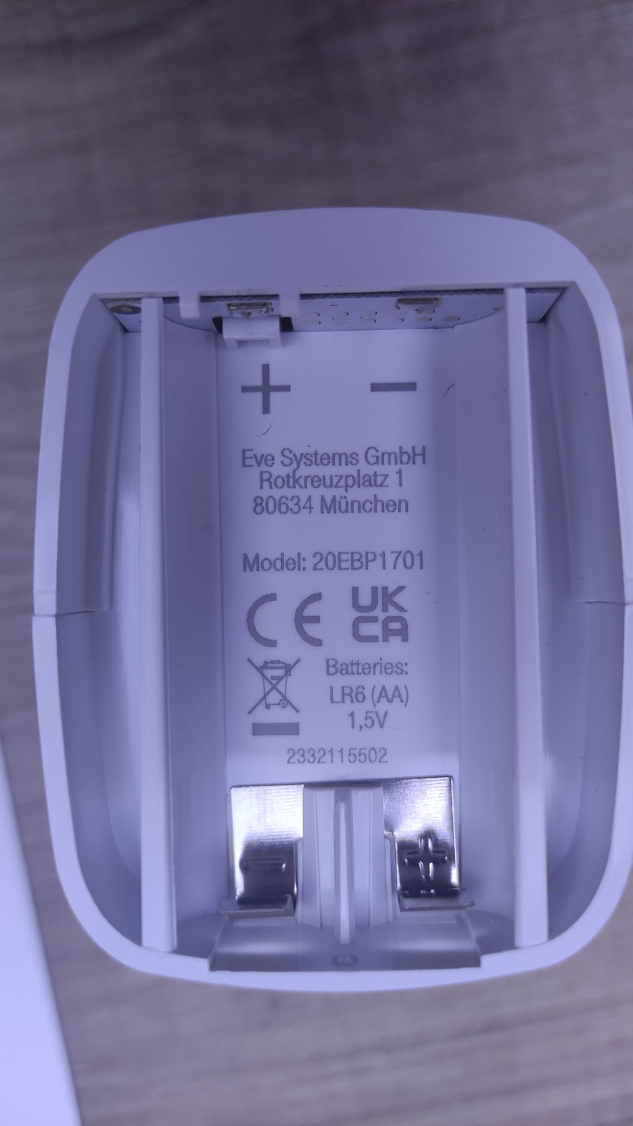 Eve Thermo Smartes Heizkörperthermostat mit LED-Display, I32516